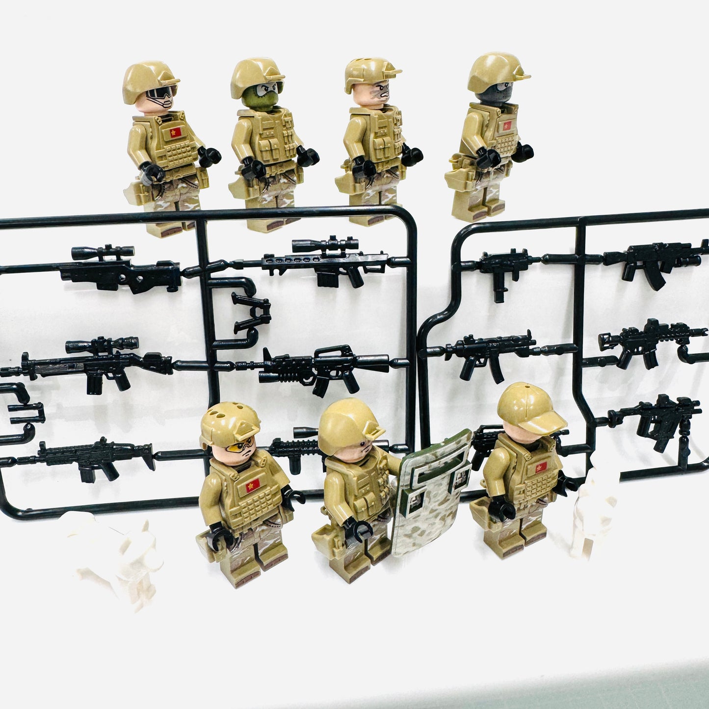 Custom Military Special Forces Set Of 7 Minifigures, 2 Dogs & Weapons sets.