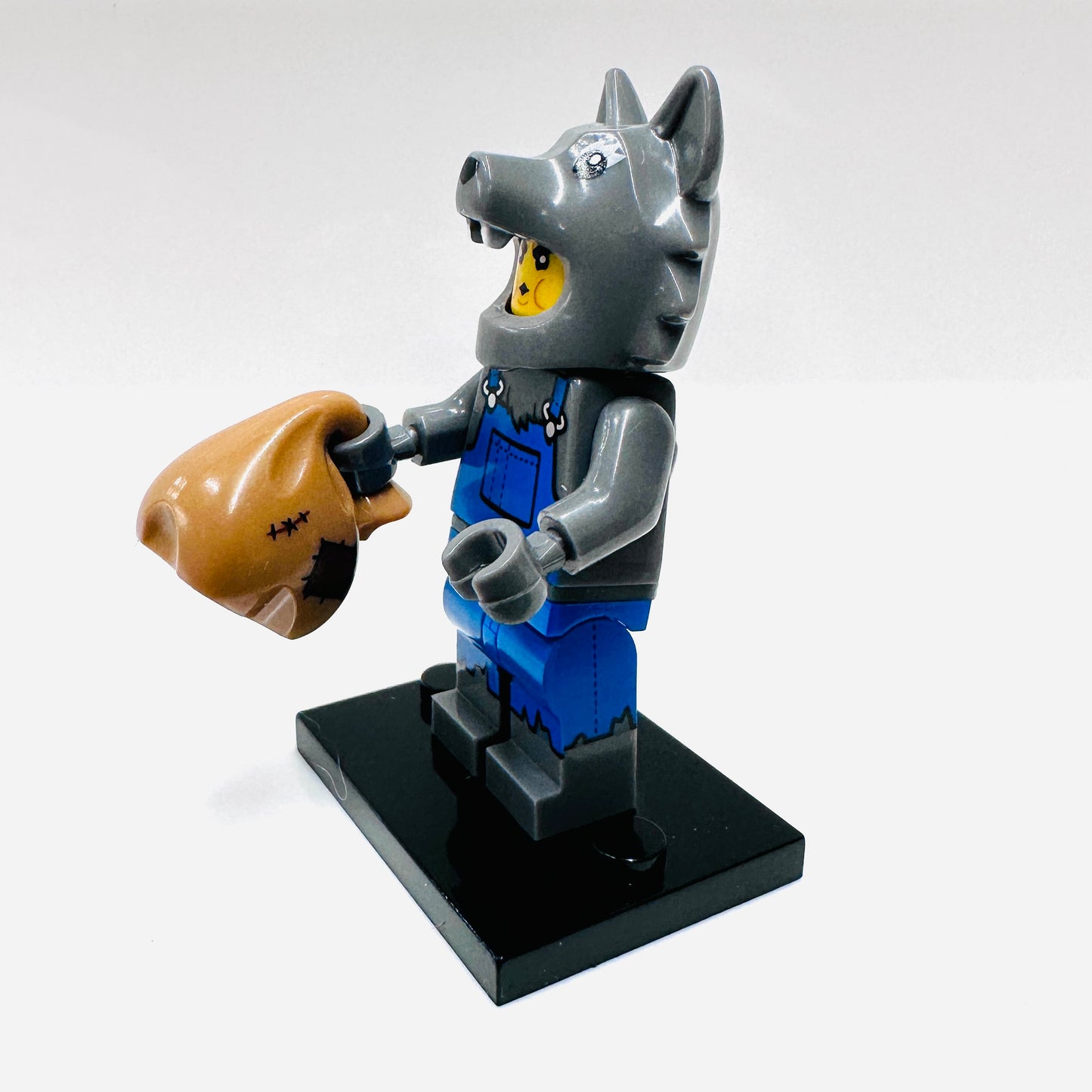 Custom Wolf Minifigure