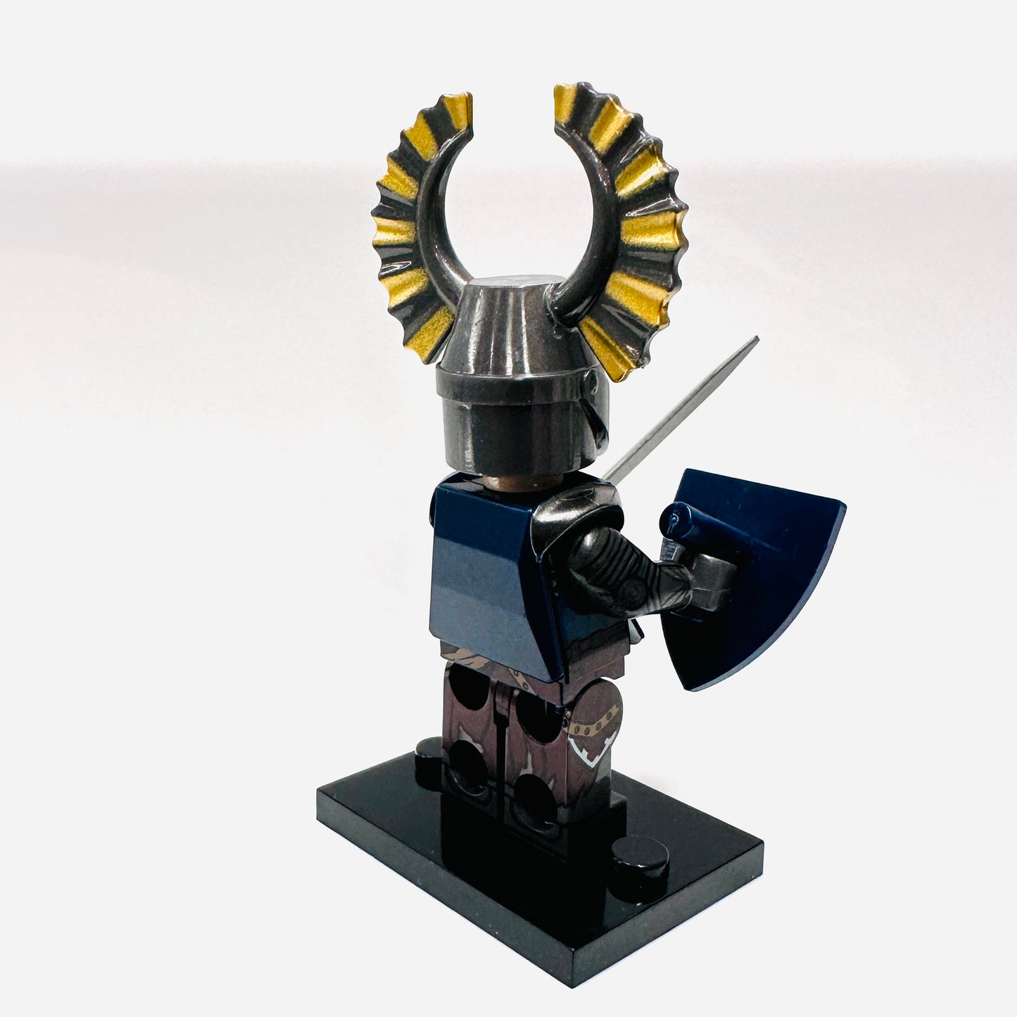 Custom Medieval Lion Heart Knight Minifigure
