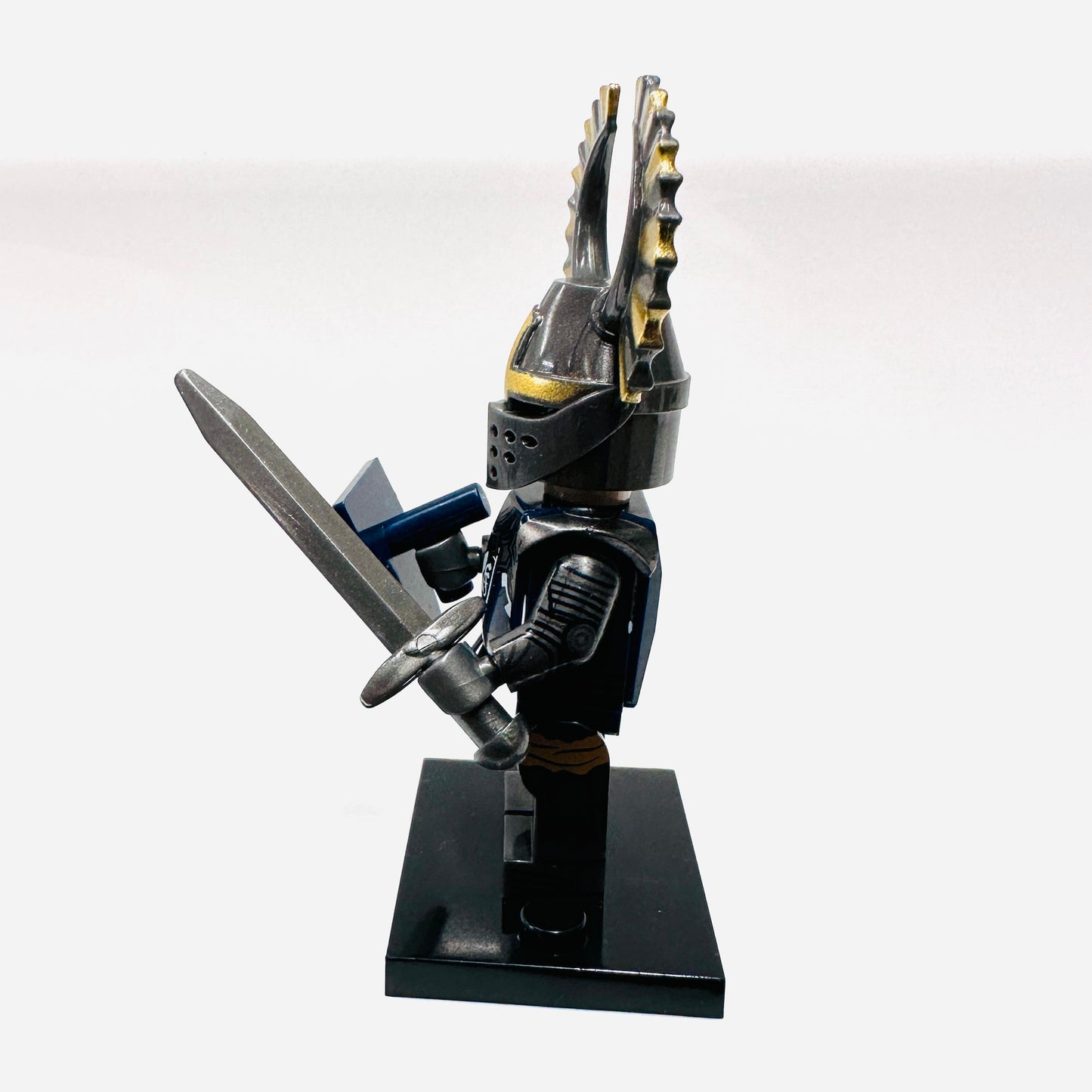 Custom Medieval Lion Heart Knight Minifigure
