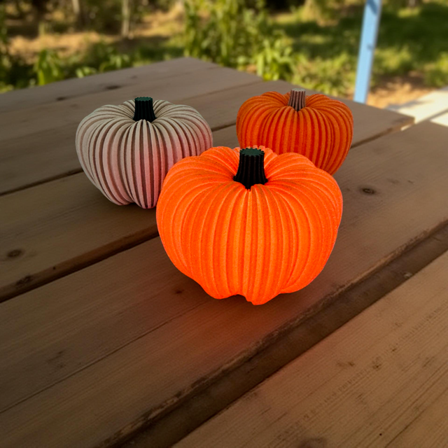 π Small Pumpkin Tealight Holder