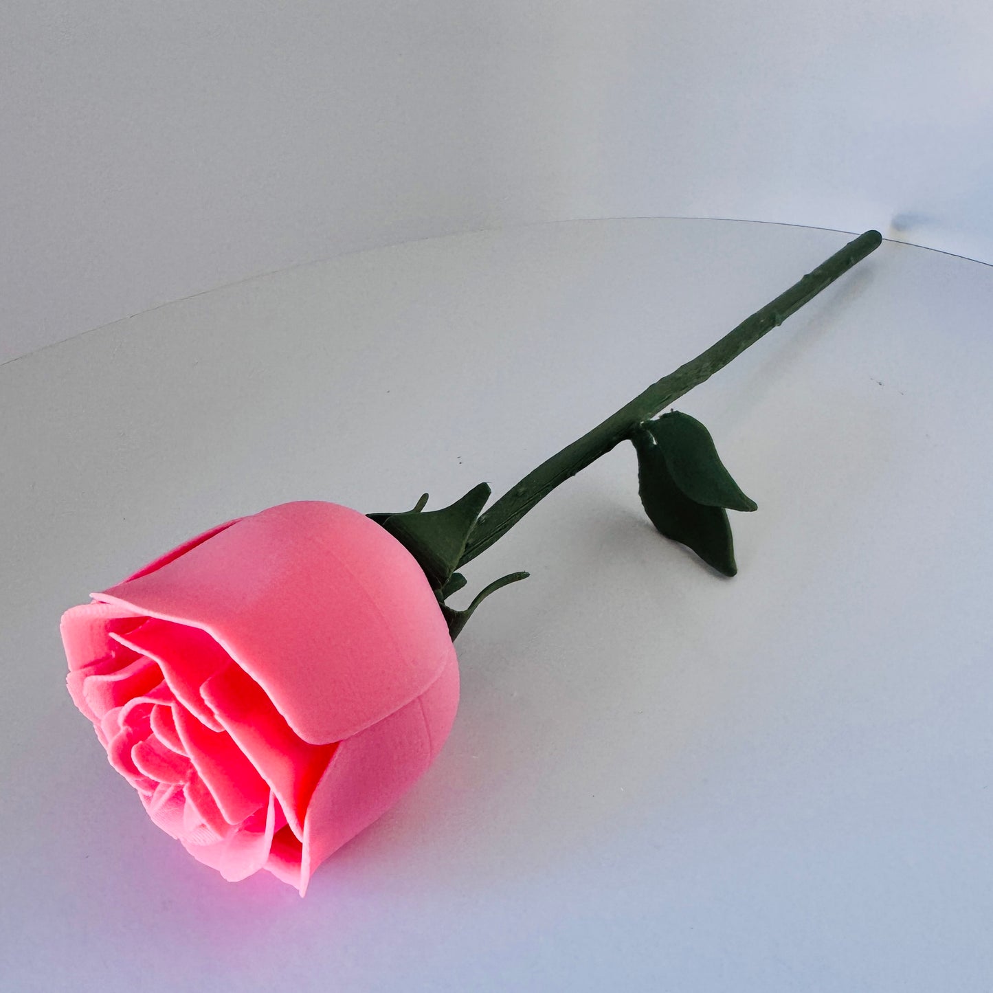 Exquisite 3D Printed Roses with Detachable Stems - Forever in Bloom