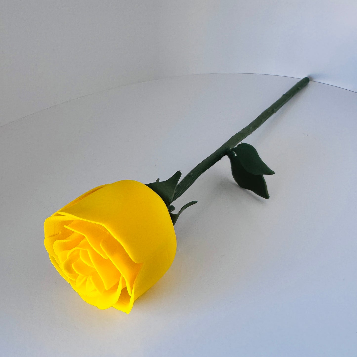 Exquisite 3D Printed Roses with Detachable Stems - Forever in Bloom