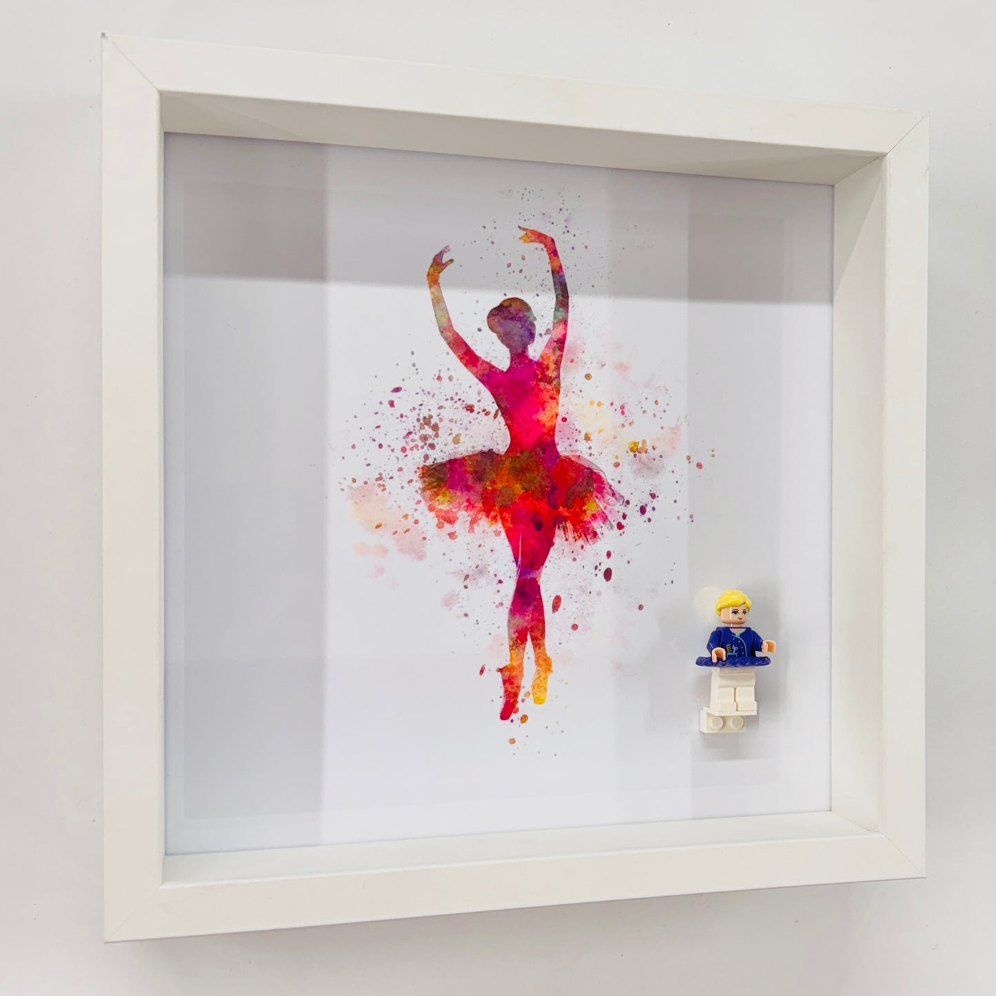 Ballerina/Dancer minifigure in a Frame