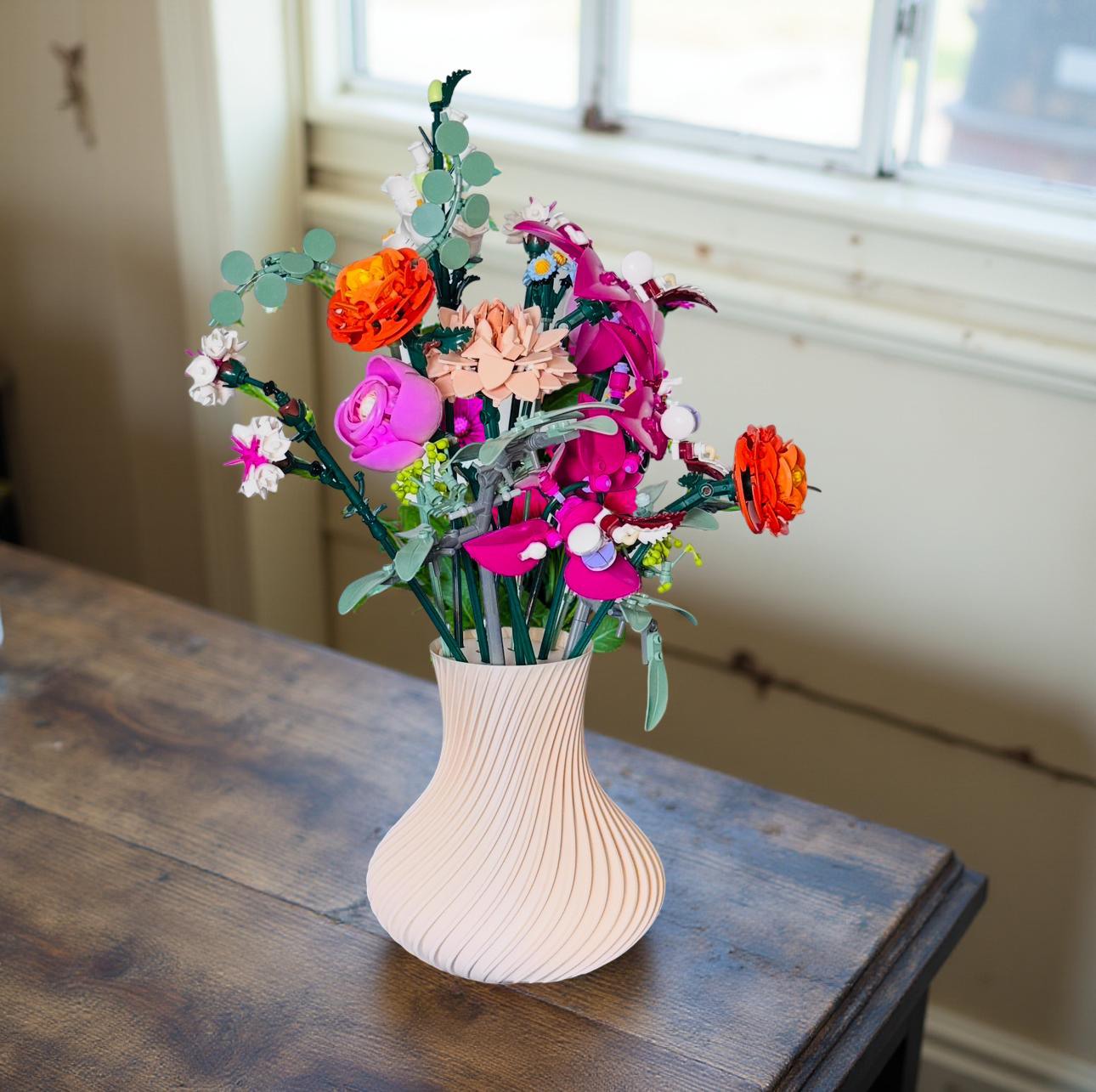 Display Vase For Lego Bouquet, Artificial Flowers or Roses 10342 Botanicals