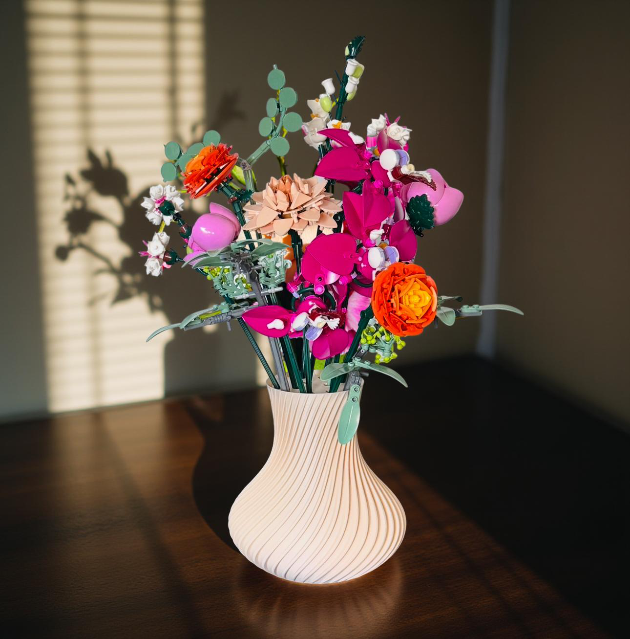 Display Vase For Lego Bouquet, Artificial Flowers or Roses 10342 Botanicals