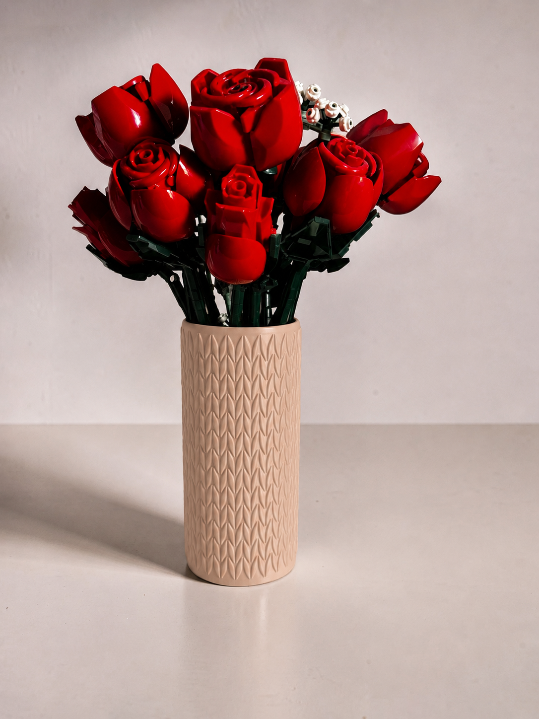 Vase for LEGO Bouquets, Botanicals & Flowers Sets 10313 | Modern Knitted Vase