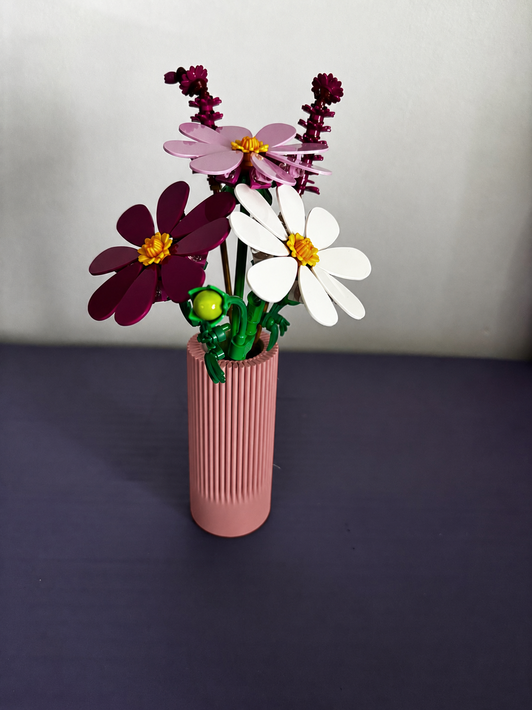 Vase for LEGO Cosmos Flowers 11514 | Modern Ribbed Vase | 11cm Tall