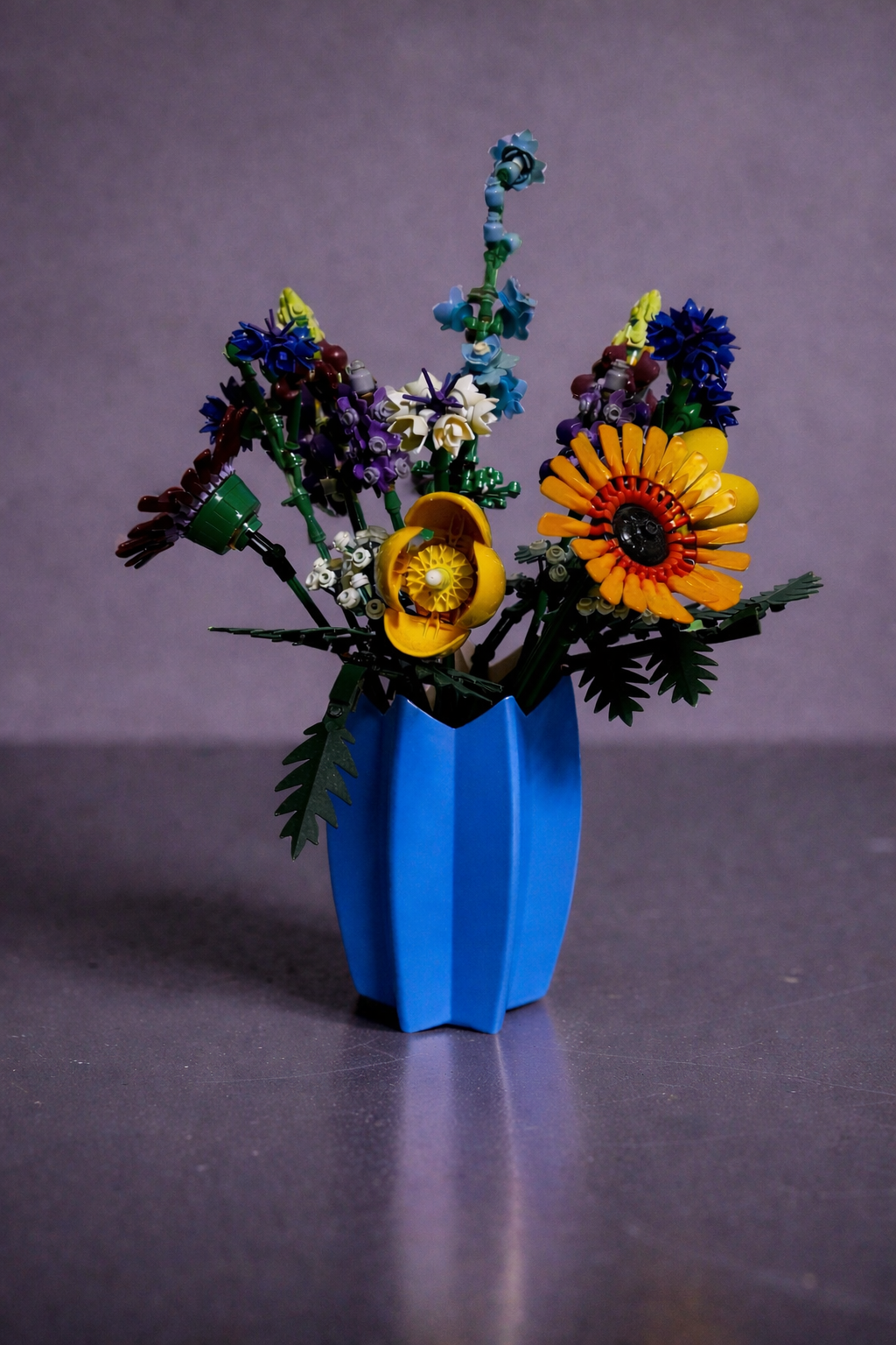 Vase For Lego Flowers,Bouquets, Botanicals tulips, Pink Roses, Red Roses 40461