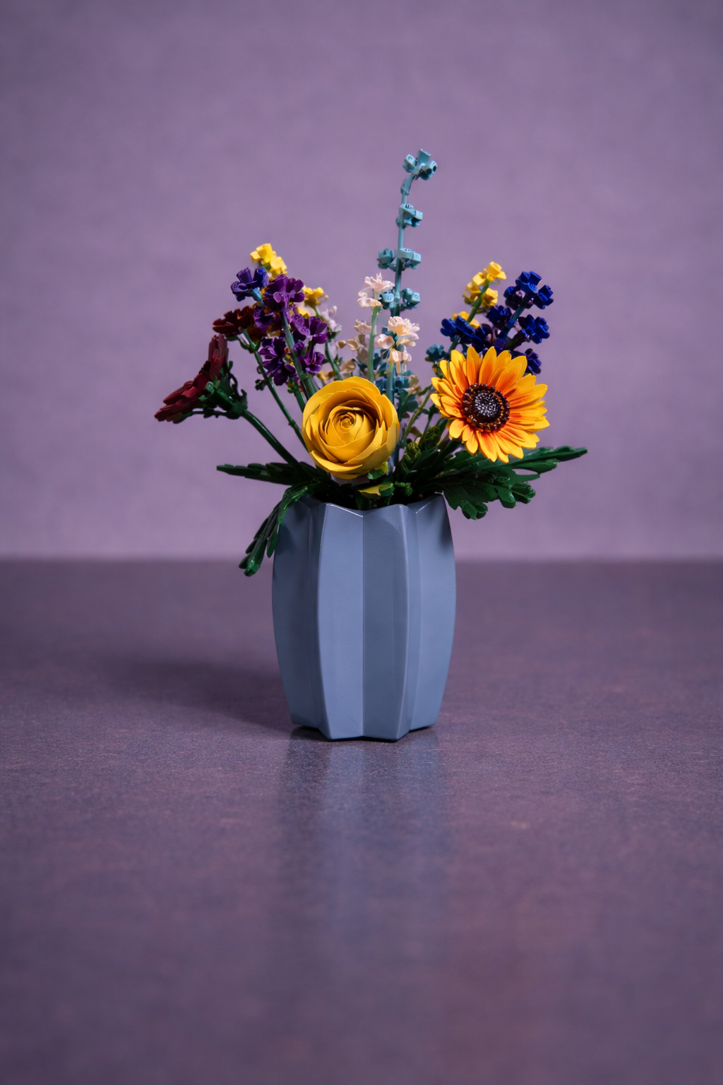 Vase For Lego Flowers,Bouquets, Botanicals tulips, Pink Roses, Red Roses 40461