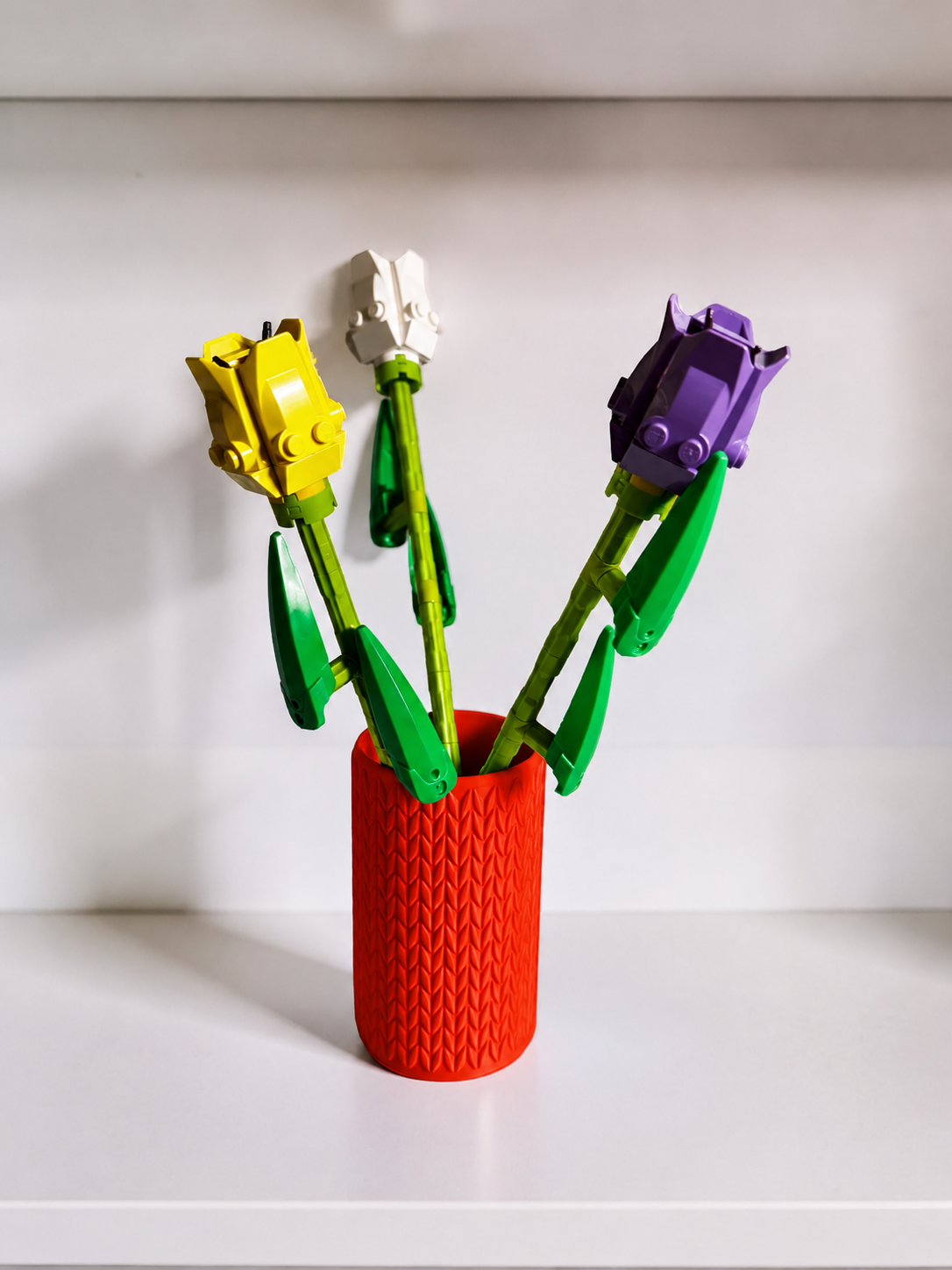 Vase for LEGO Botanicals Tulips 40461 | Modern Knitted Vase | 10cm Tall