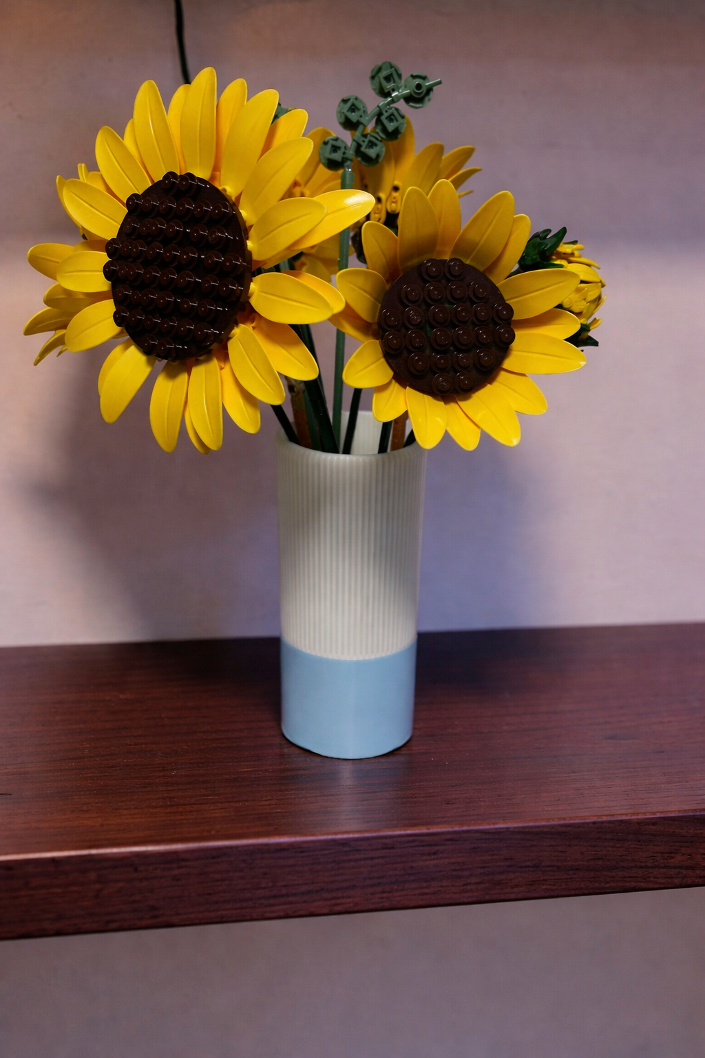 Vase for LEGO Sunflowers Bouquet 11502– 18cm Vase – Custom Colour Base