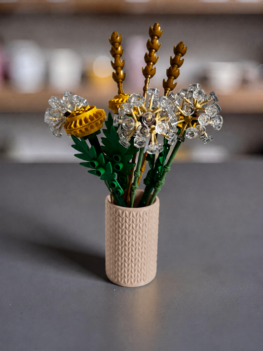 Vase for LEGO Botanicals Field Flowers 30701 | Modern Knitted Vase | 8cm Tall
