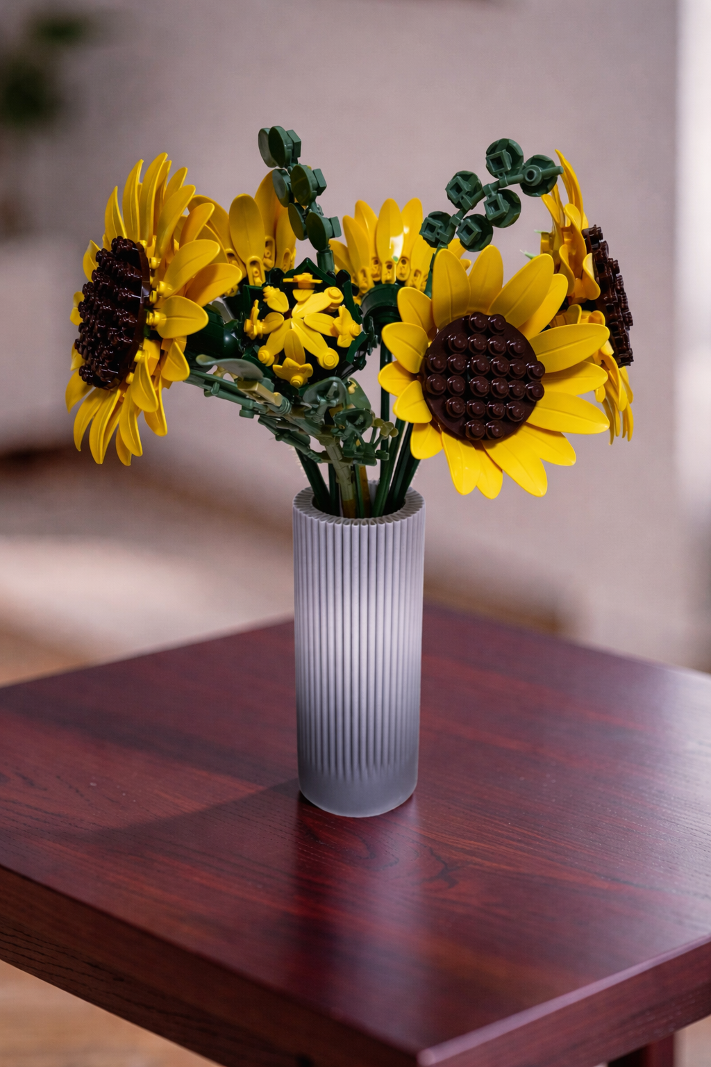 Vase for LEGO Sunflowers Bouquet 11502 | Modern Ribbed Vase | 18cm Tall