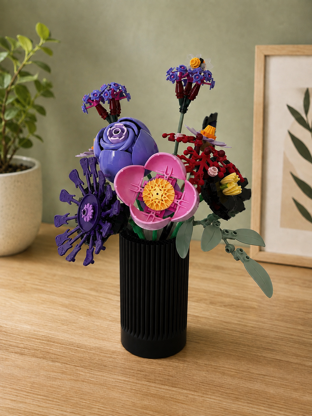 Vase for LEGO Olivia Rodrigo  Flowers 11507| Modern Ribbed Vase | 12cm Tall
