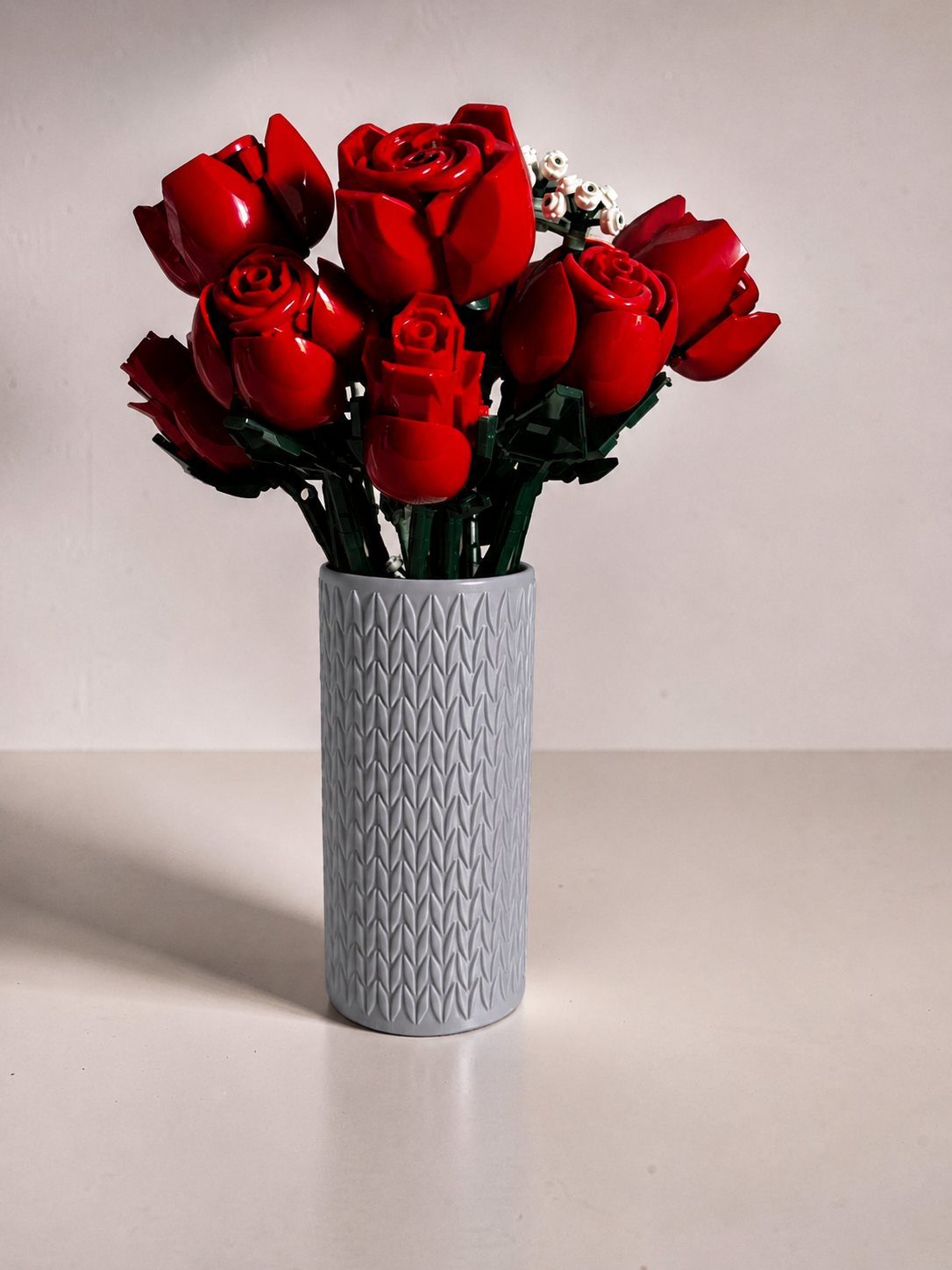 Vase for LEGO Bouquets, Botanicals & Flowers Sets 10313 | Modern Knitted Vase