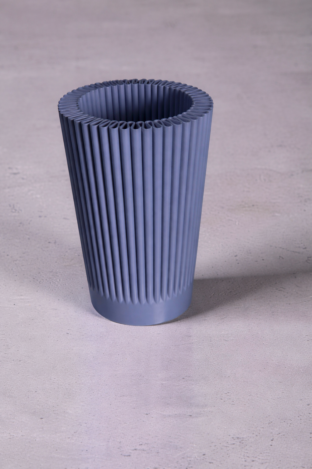 Vase for LEGO Bouquets, Botanicals & Flowers Sets 10313 | Modern Ribbed Vase