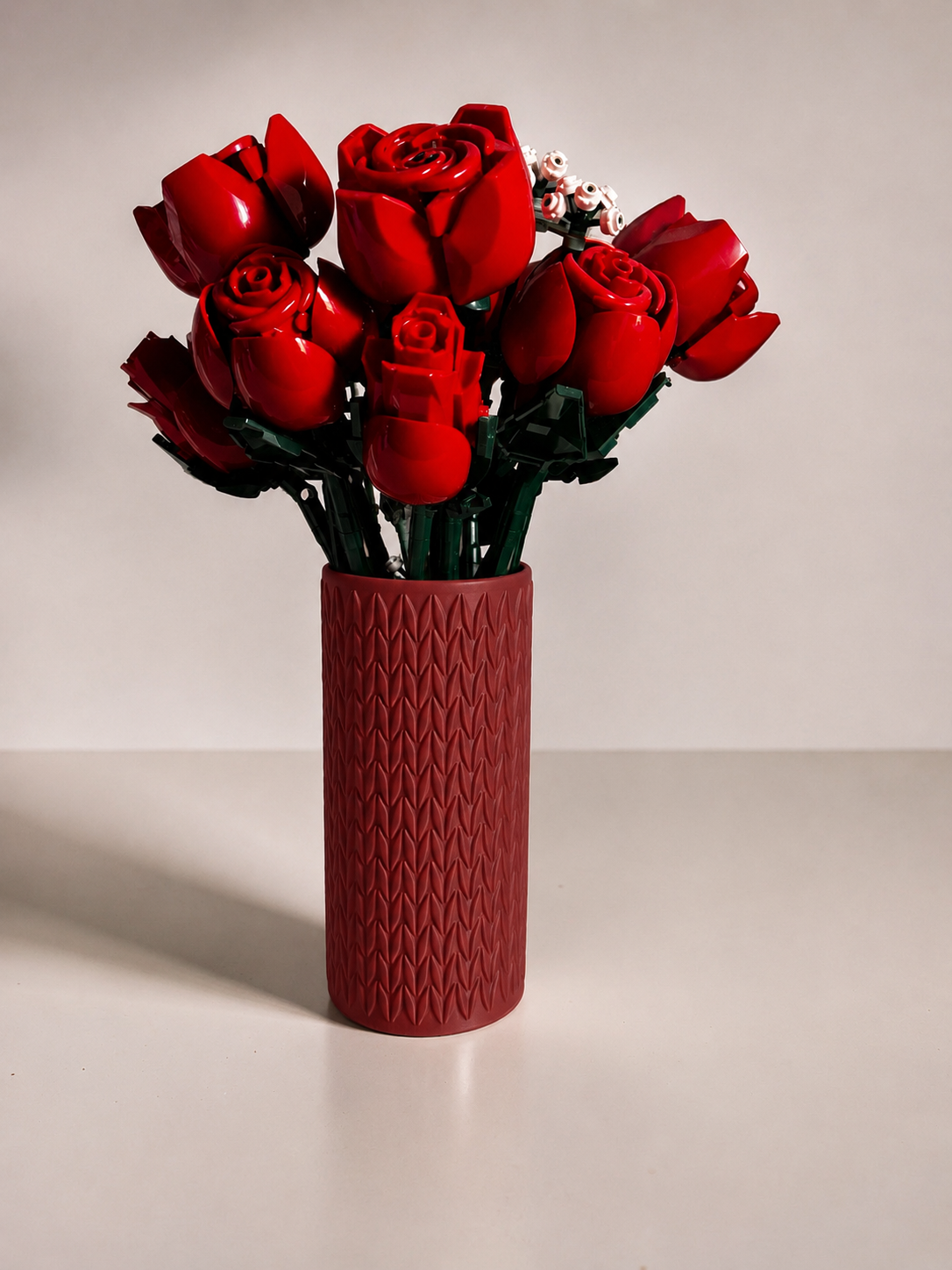 Vase for LEGO Bouquets, Botanicals & Flowers Sets 10313 | Modern Knitted Vase
