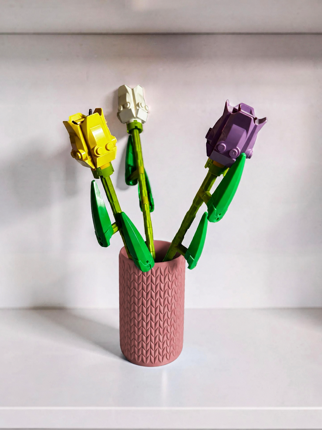 Vase for LEGO Botanicals Tulips 40461 | Modern Knitted Vase | 10cm Tall