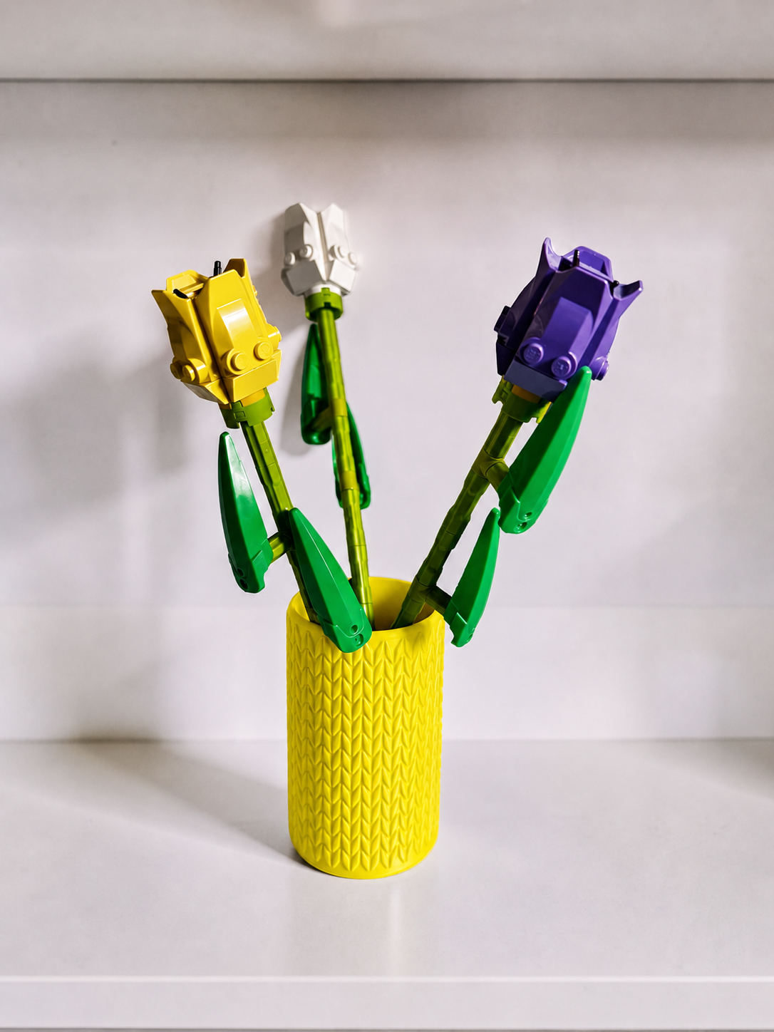 Vase for LEGO Botanicals Tulips 40461 | Modern Knitted Vase | 10cm Tall