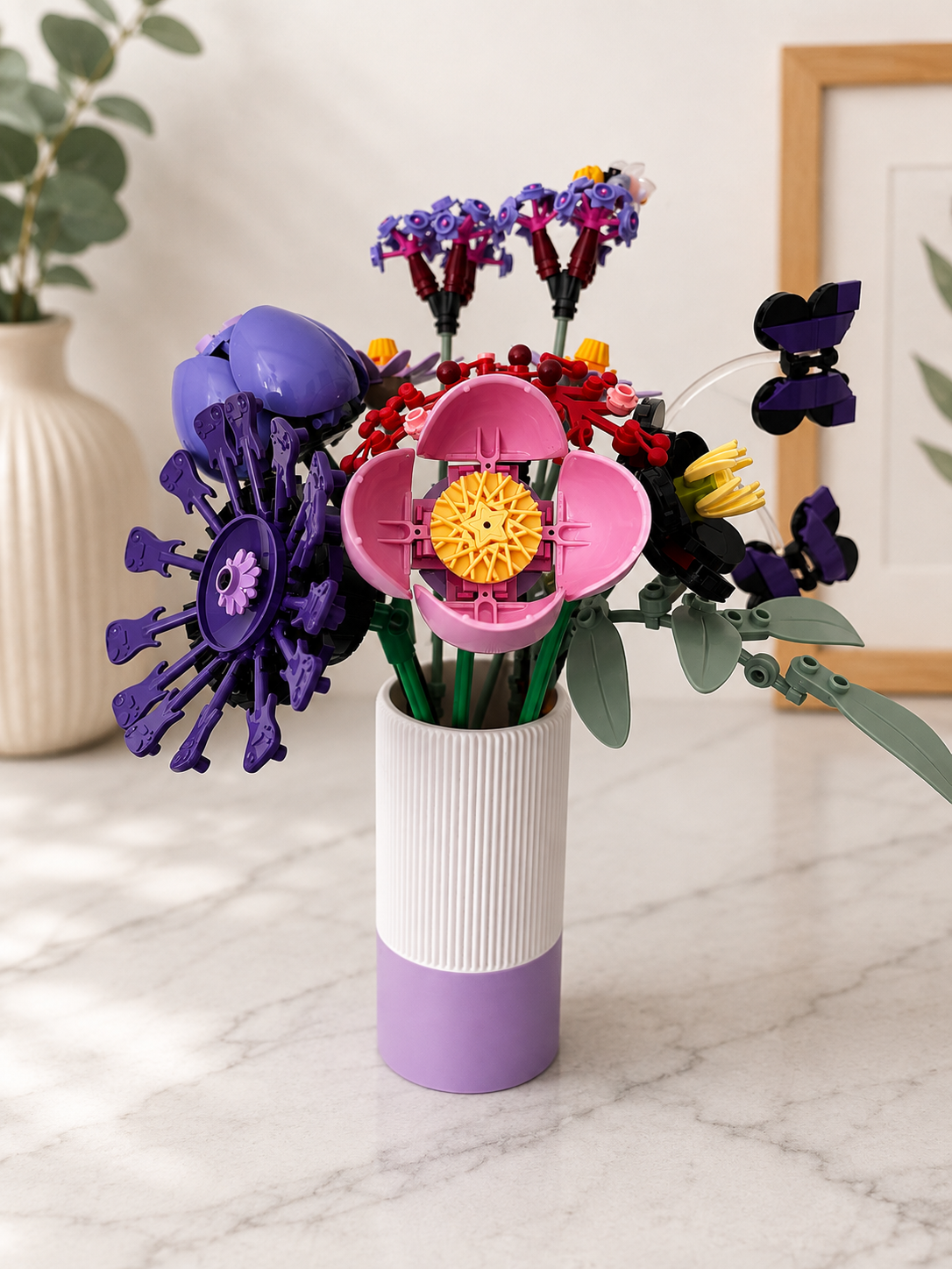Vase for LEGO Olivia Rodrigo  Flowers  11507– 11cm Vase – Custom Colour Base