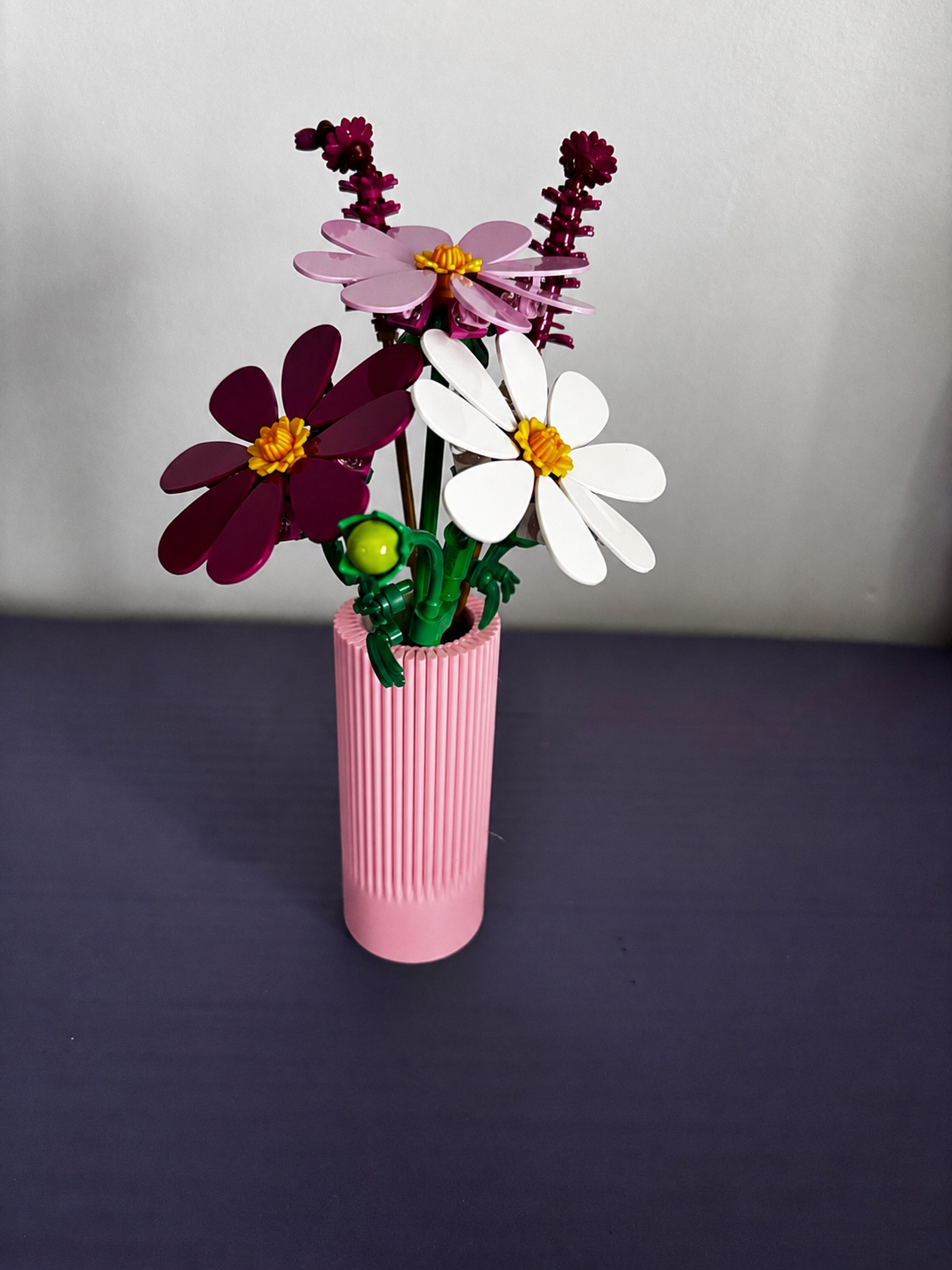 Vase for LEGO Cosmos Flowers 11514 | Modern Ribbed Vase | 11cm Tall