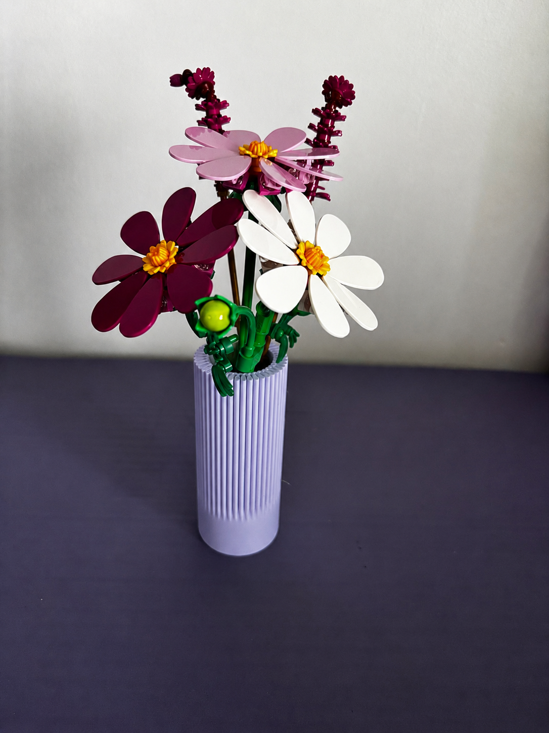 Vase for LEGO Cosmos Flowers 11514 | Modern Ribbed Vase | 11cm Tall