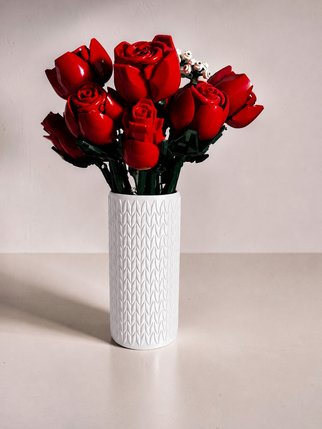 Vase for LEGO Bouquets, Botanicals & Flowers Sets 10313 | Modern Knitted Vase