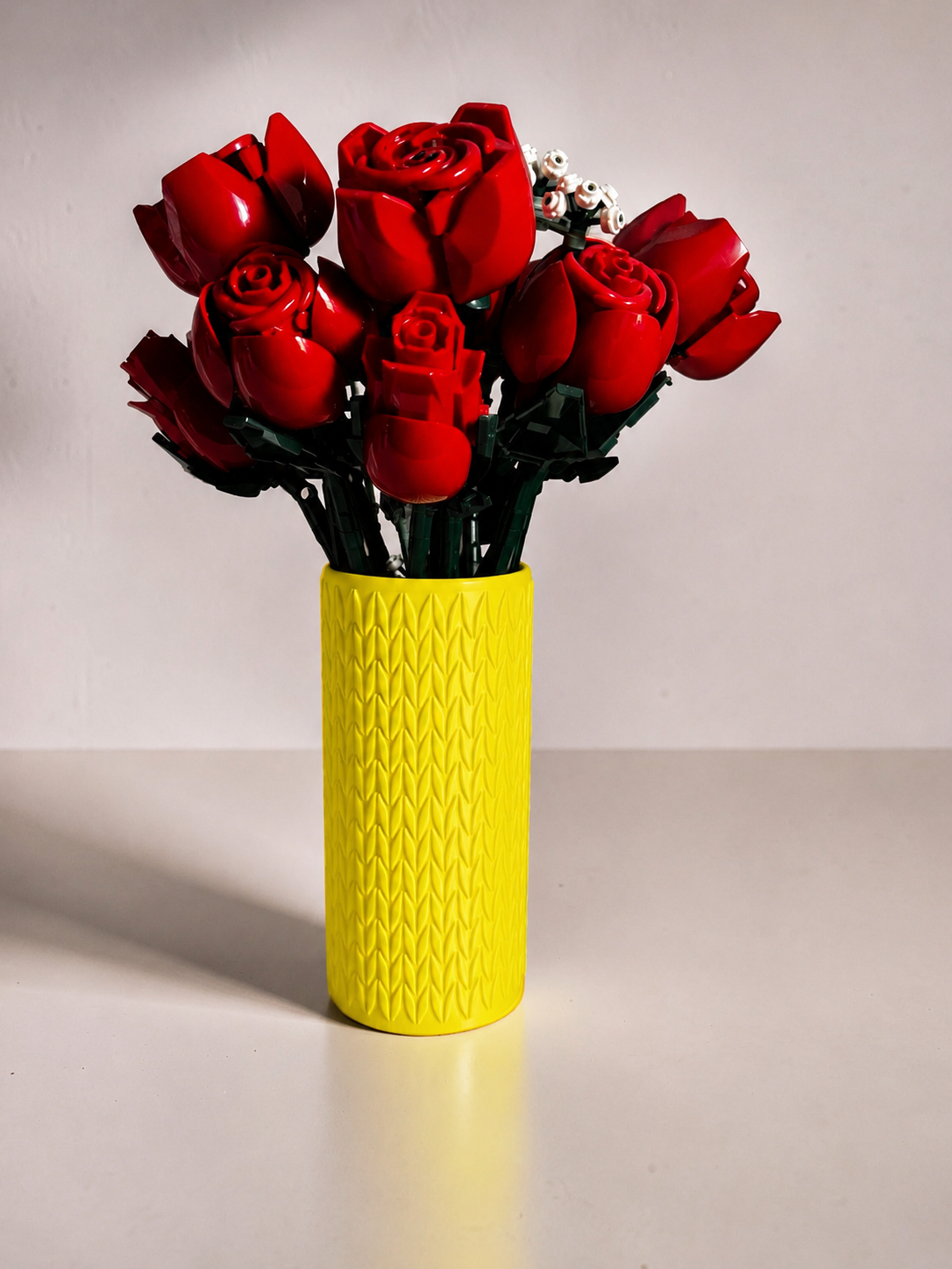 Vase for LEGO Bouquets, Botanicals & Flowers Sets 10313 | Modern Knitted Vase