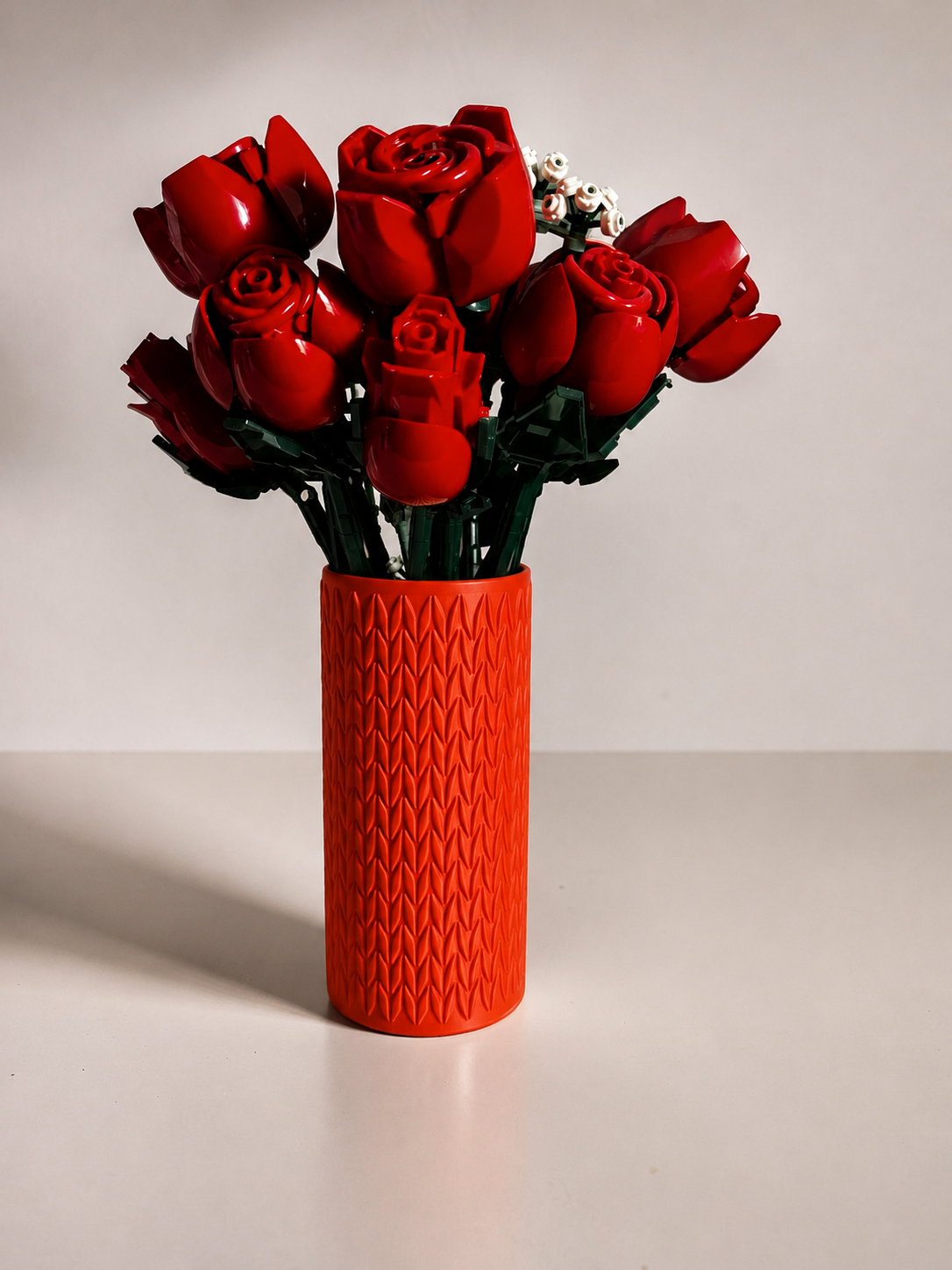Vase for LEGO Bouquets, Botanicals & Flowers Sets 10313 | Modern Knitted Vase