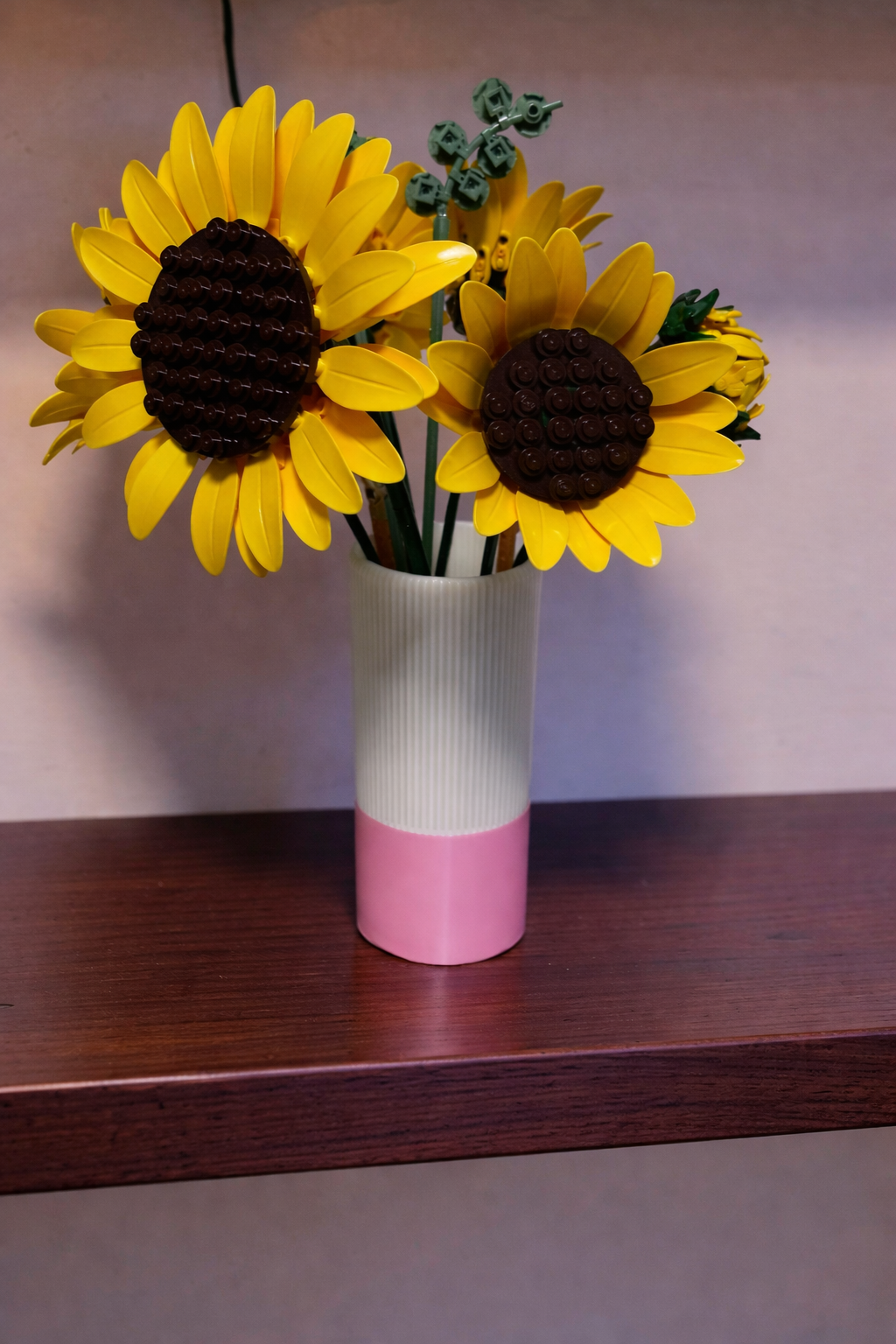 Vase for LEGO Sunflowers Bouquet 11502– 18cm Vase – Custom Colour Base