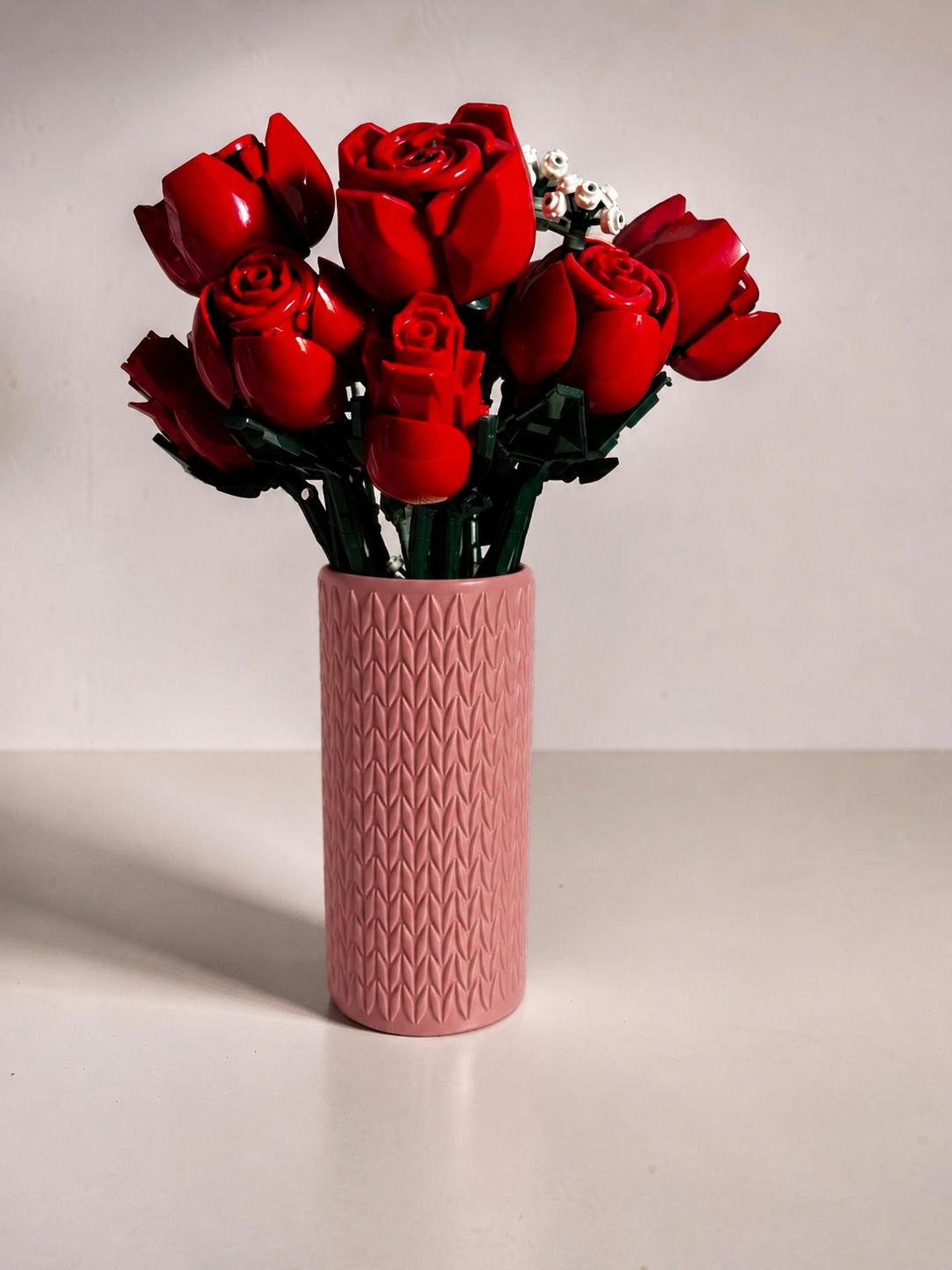 Vase for LEGO Bouquets, Botanicals & Flowers Sets 10313 | Modern Knitted Vase
