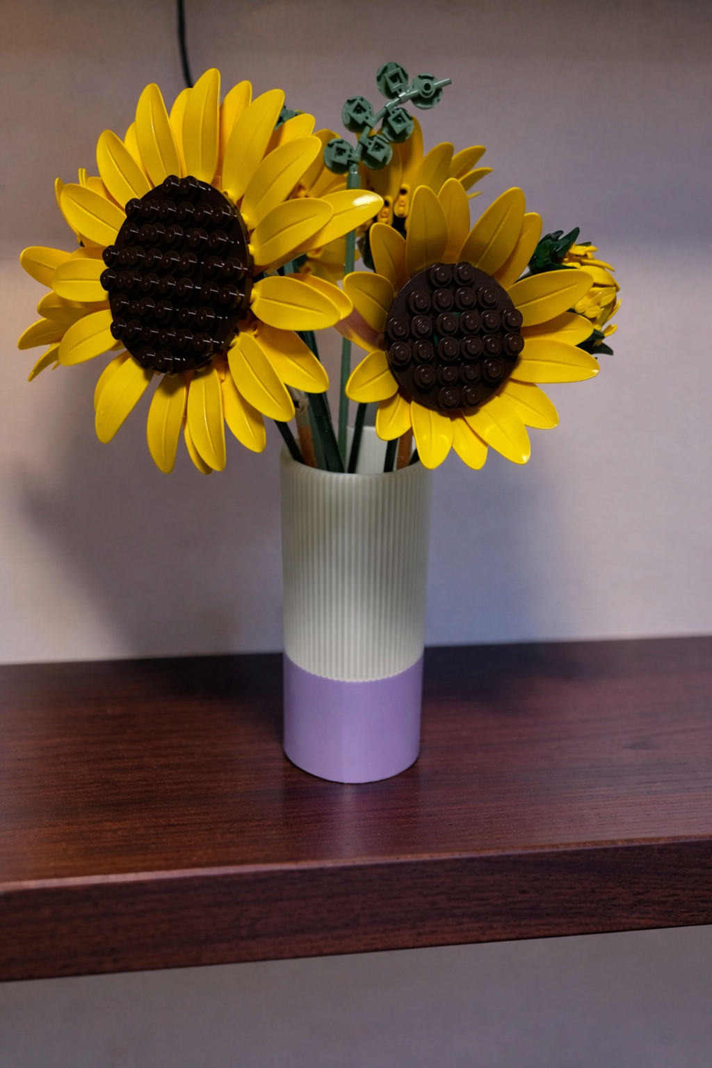 Vase for LEGO Sunflowers Bouquet 11502– 18cm Vase – Custom Colour Base