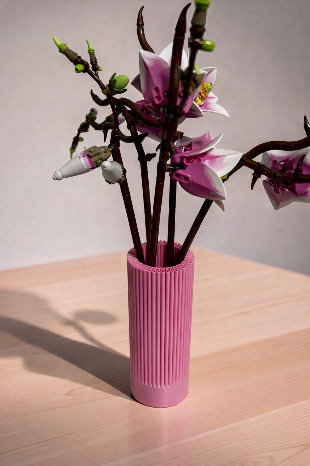 Vase for LEGO Magnolia Branches 11510 | Modern Ribbed Vase | 18cm Tall