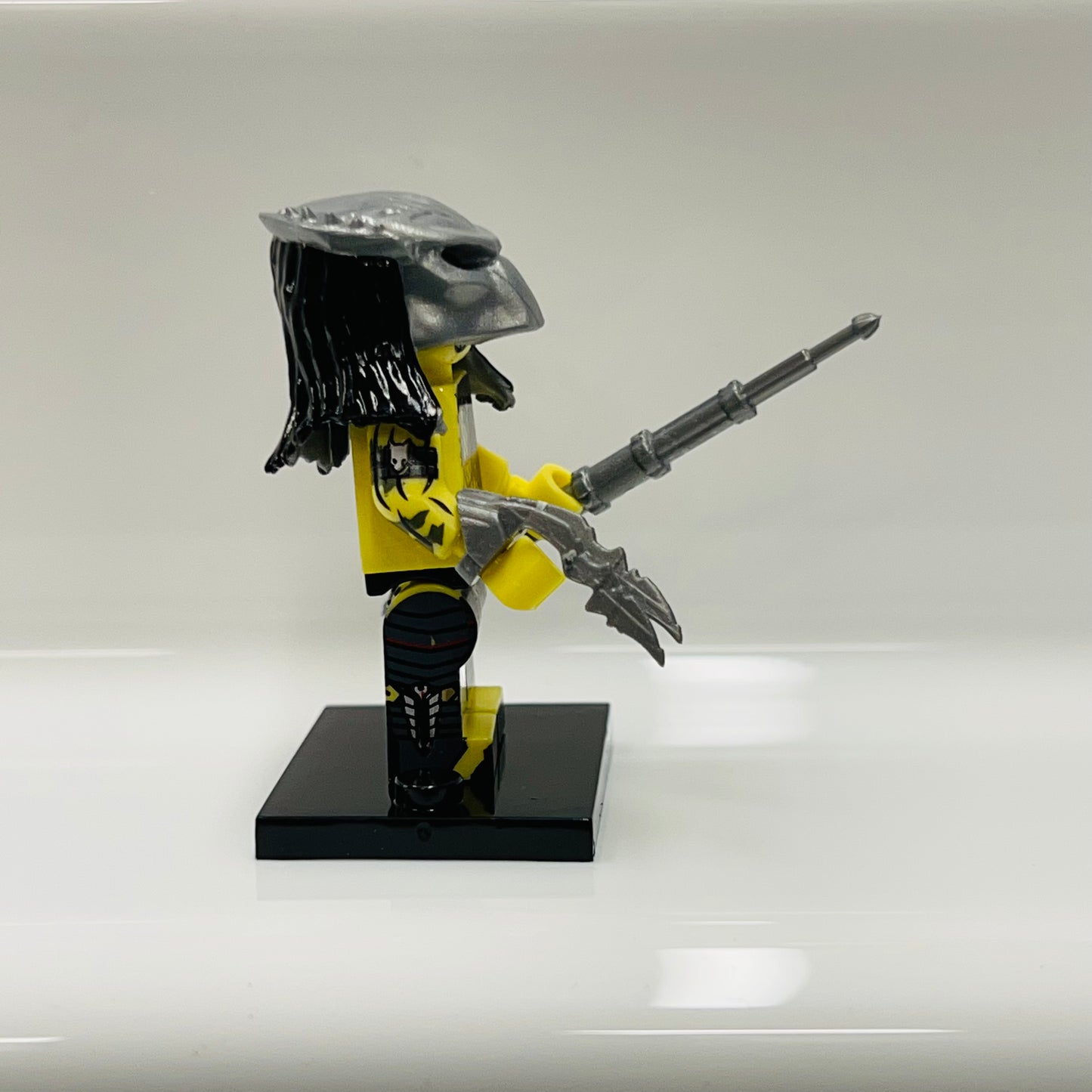 Custom Predator Yellow Minifigure