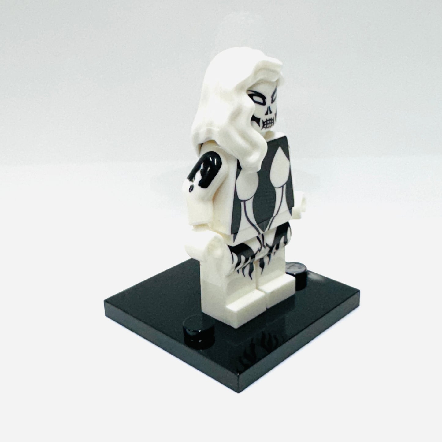 Custom Super Hero Silver Banshee Minifigure