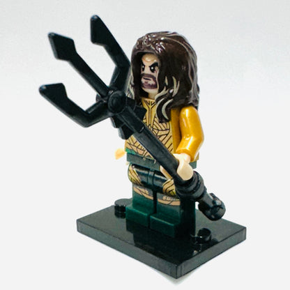 Custom Super Hero AquaMan Gold Minifigure