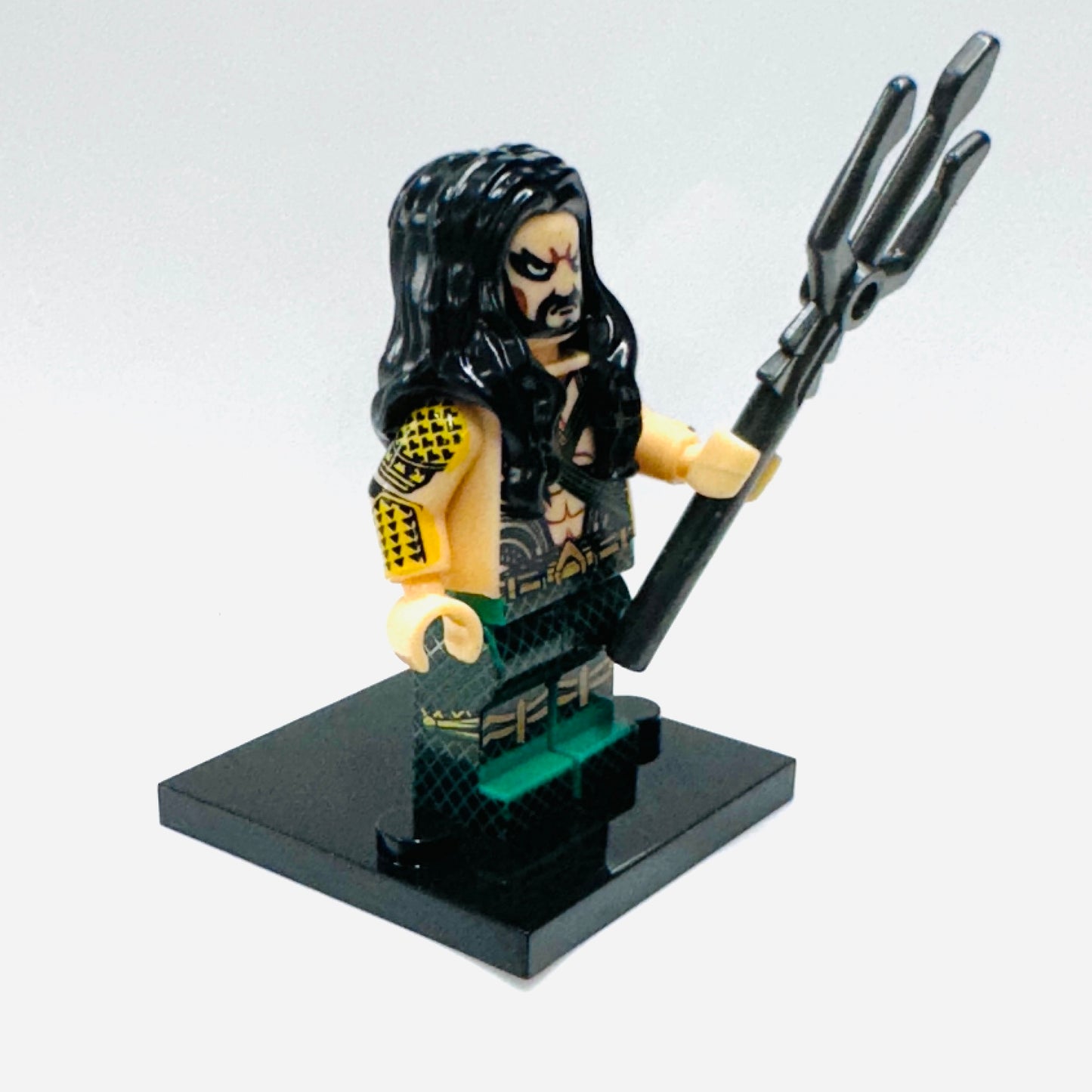 Custom Super Hero AquaMan Minifigure