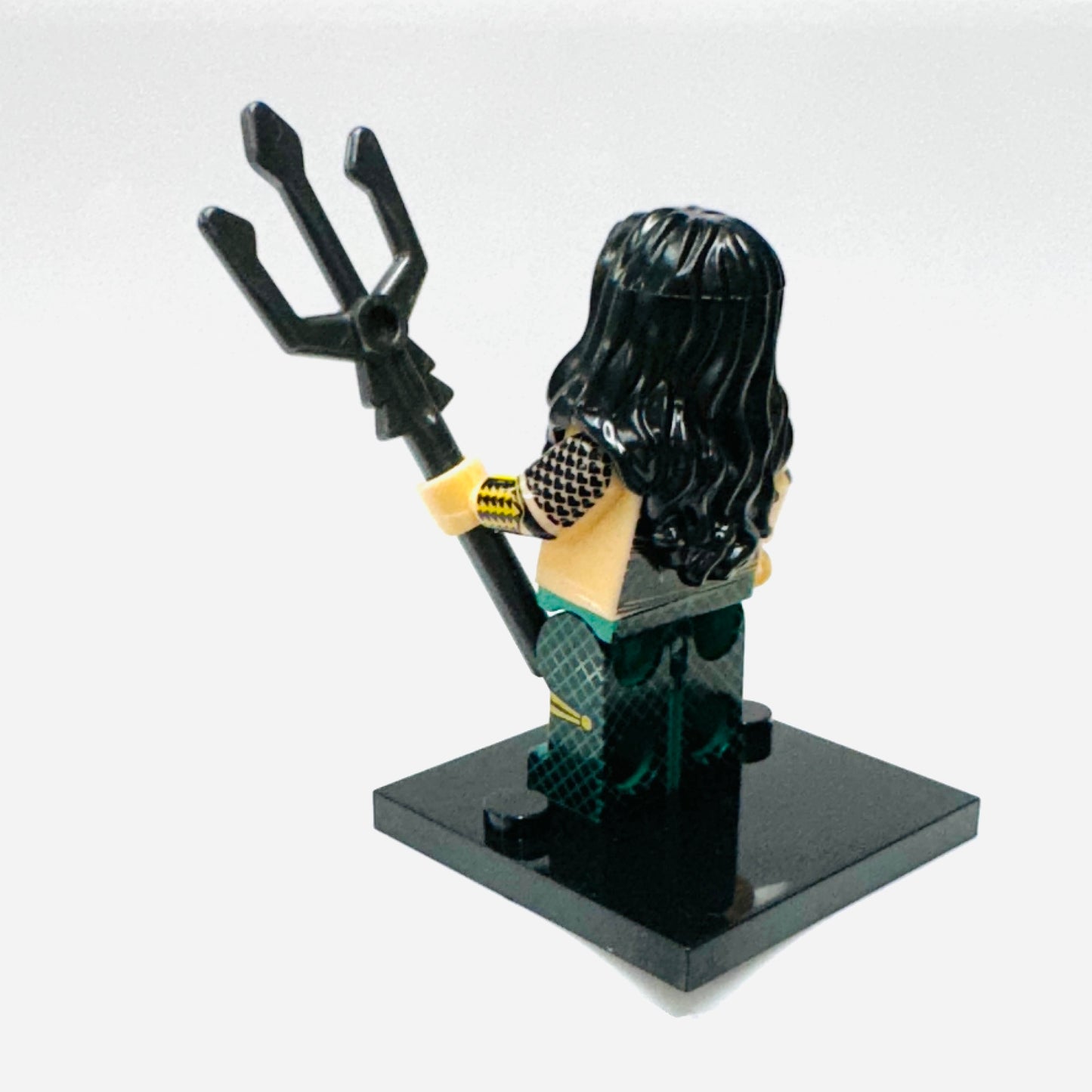 Custom Super Hero AquaMan Minifigure