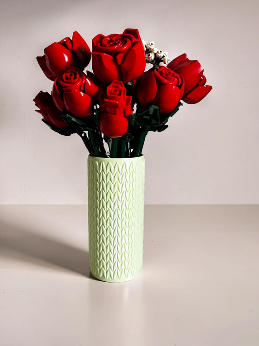 Vase for LEGO Bouquets, Botanicals & Flowers Sets 10313 | Modern Knitted Vase