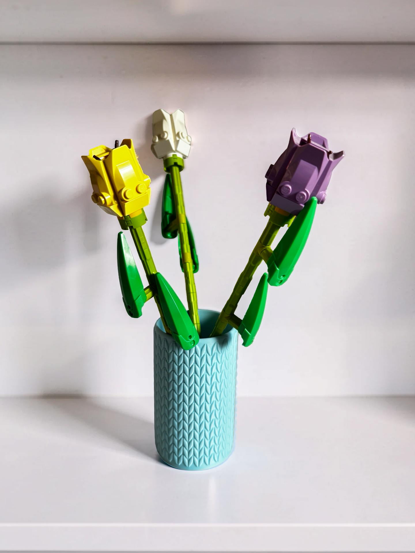 Vase for LEGO Botanicals Tulips 40461 | Modern Knitted Vase | 10cm Tall