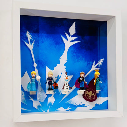 Frozen figures in a Frame