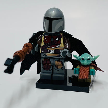 Custom Mandalorian & Baby Yoda ( The Child) Minifigure