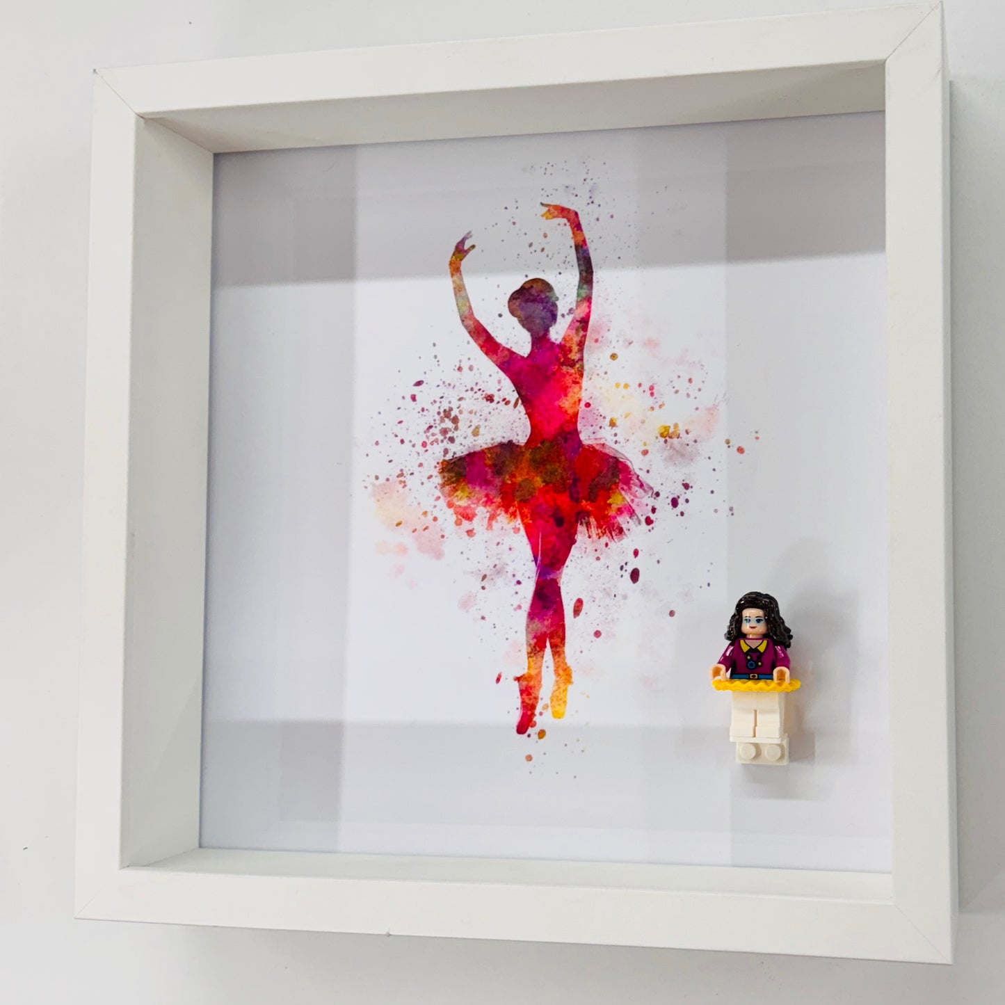 Ballerina/Dancer minifigure in a Frame