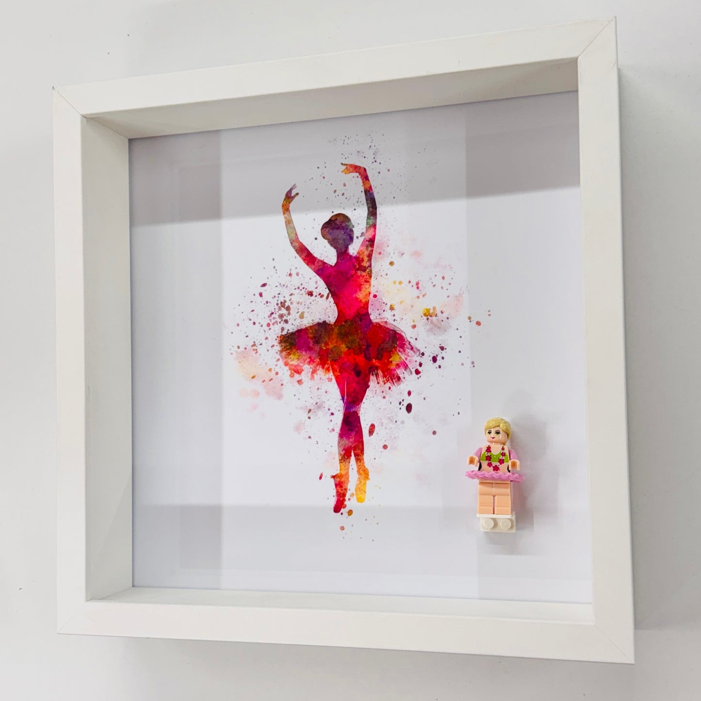 Ballerina/Dancer minifigure in a Frame