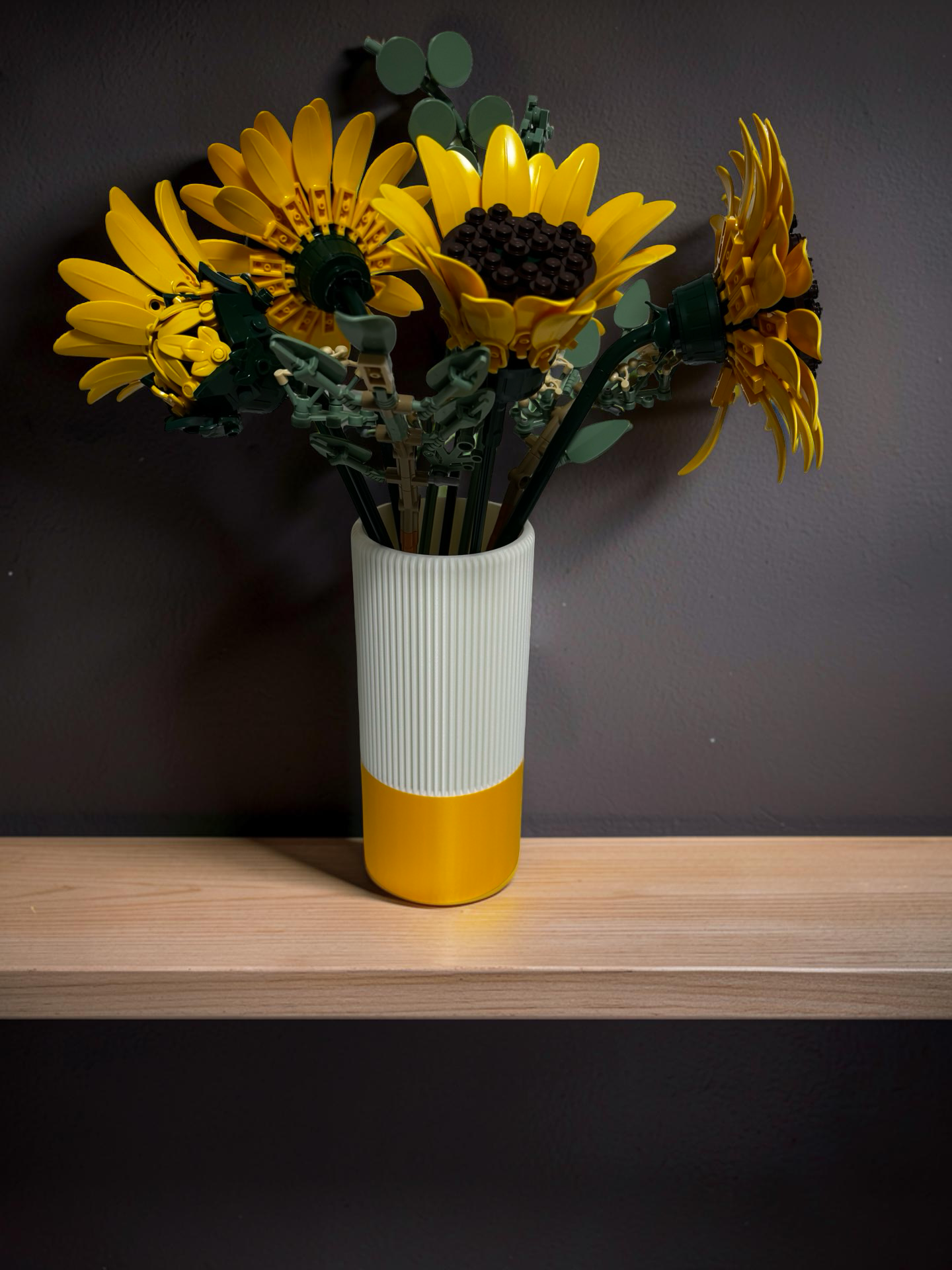 Vase for LEGO Sunflowers Bouquet 11502– 18cm Vase – Custom Colour Base