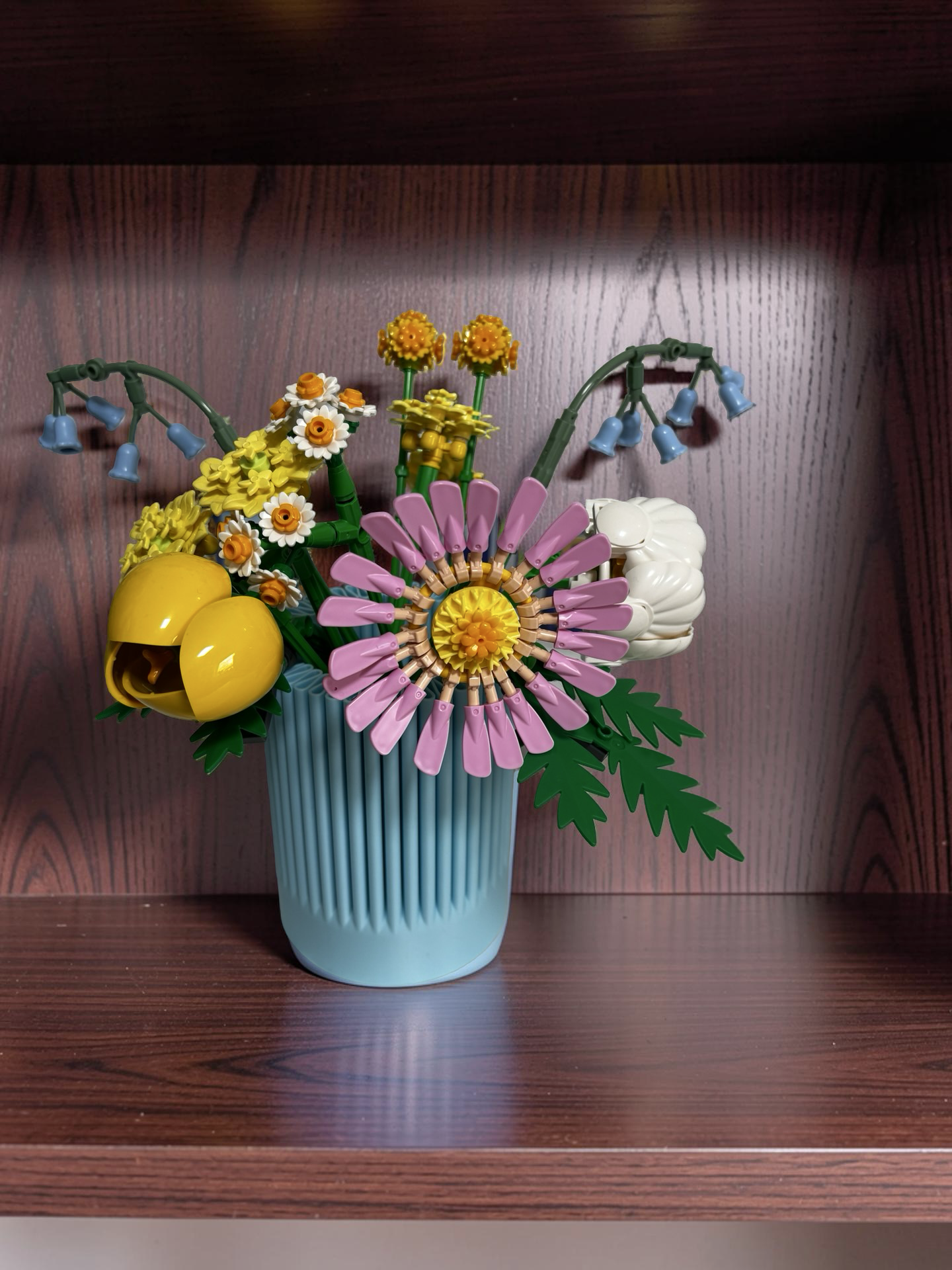 Vases For All LEGO Flowers Sets, Botanicals & Roses In A Modern Ribbed Design