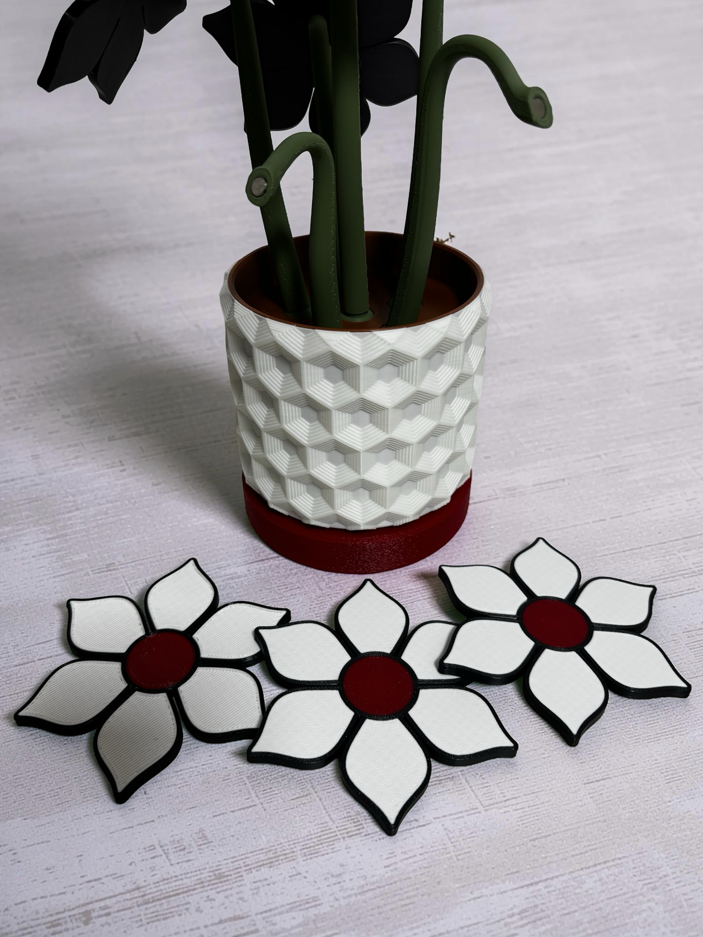 Flower Coaster Set with Magnetic Holder | 6 Flower Coasters | Modern decor