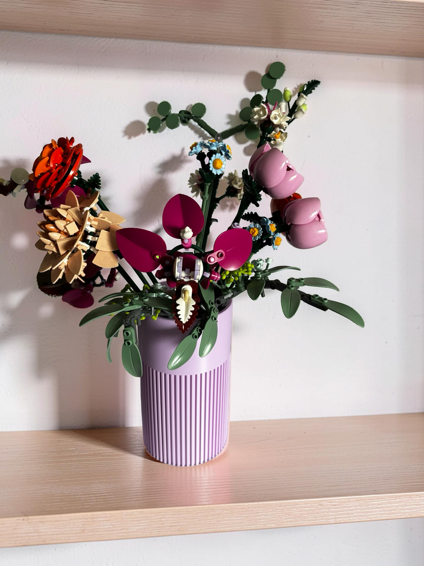 Vase for LEGO Bouquets, Botanicals & Flowers Sets 10313 | Modern Ribbed Vase